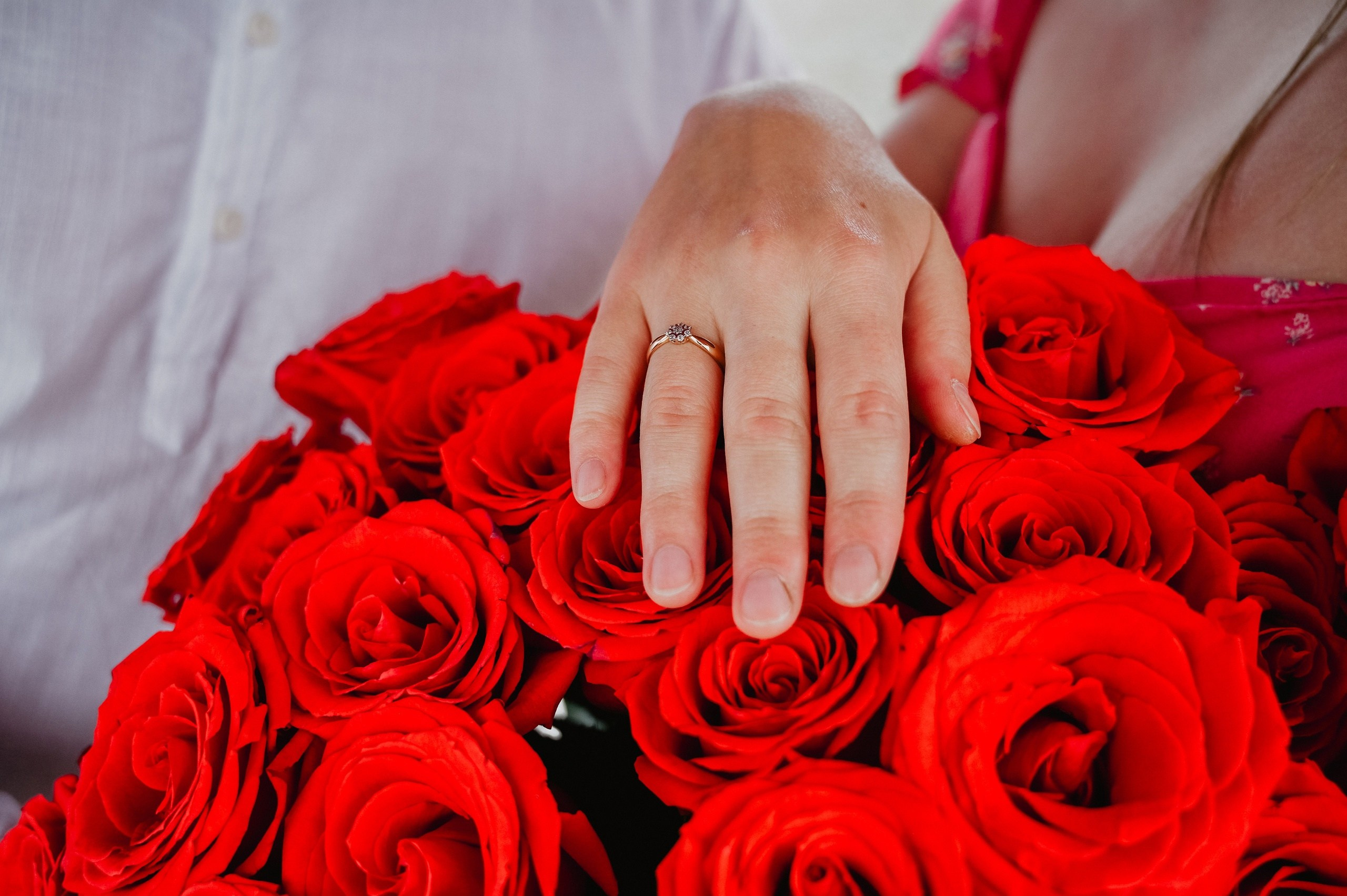 Предложение руки и сердца на катере. Семейный и свадебный фотограф в г. Уфа Динара