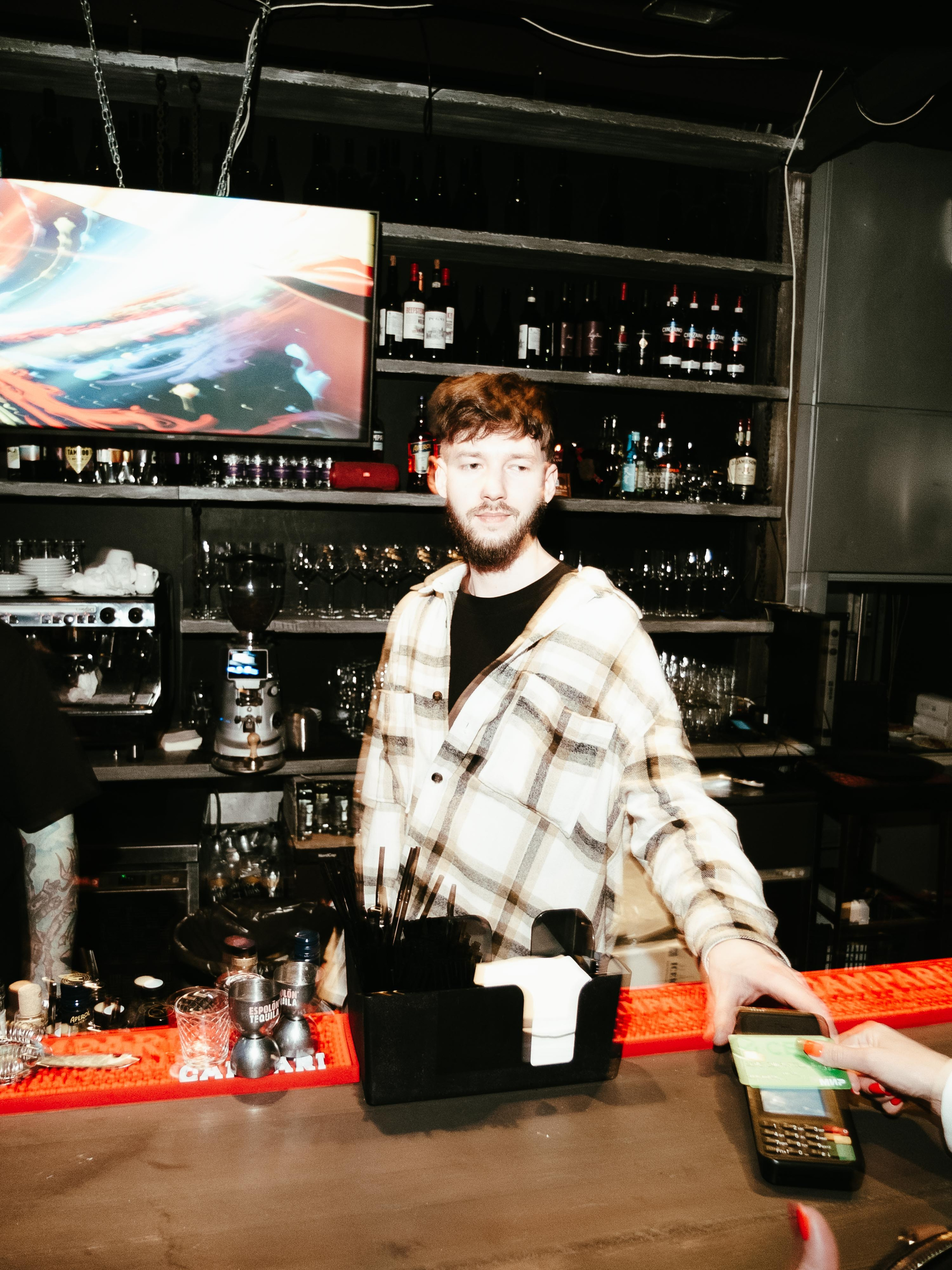 ROOF PLACE 18\05. Коммерческий Фотограф Виктор Фоменых