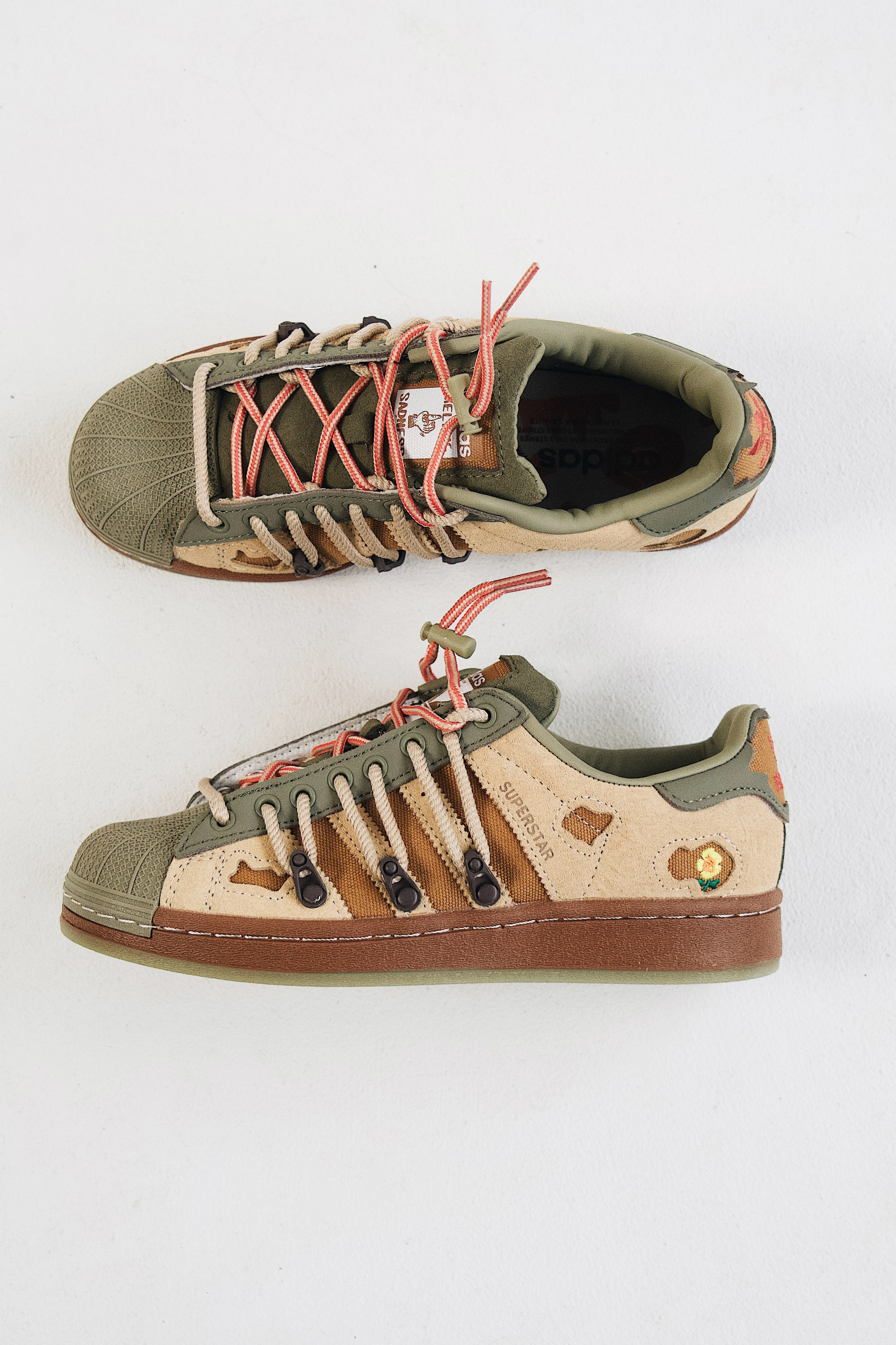 Sneakers. Photokoval.ru