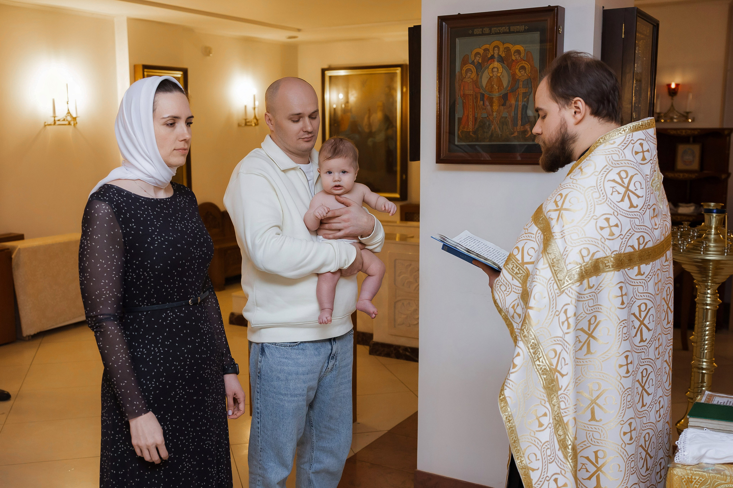 Крещение Андрея. Семейный и детский фотограф в Москве Александра Мак
