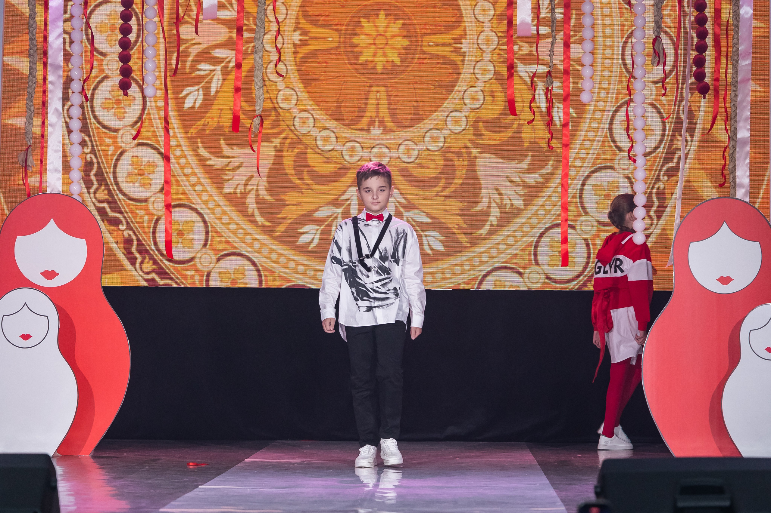 Показ Happy Kids. Выпускные альбомы во Владивостоке