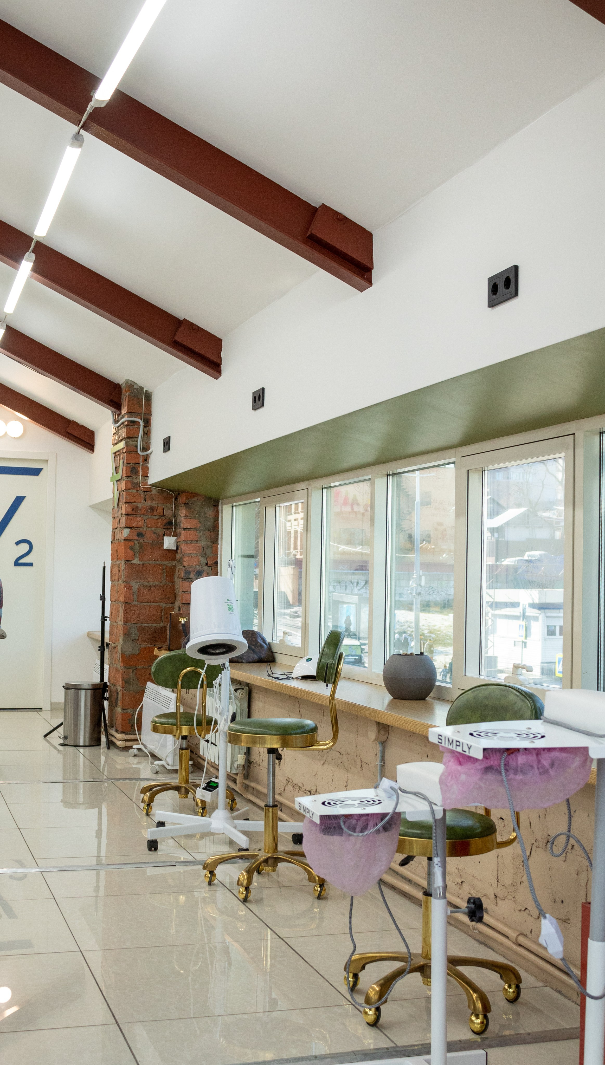 Репортажная фотосессия для коворкинга бьюти мастеров. Фотограф во Владивостоке Екатерина Селищева