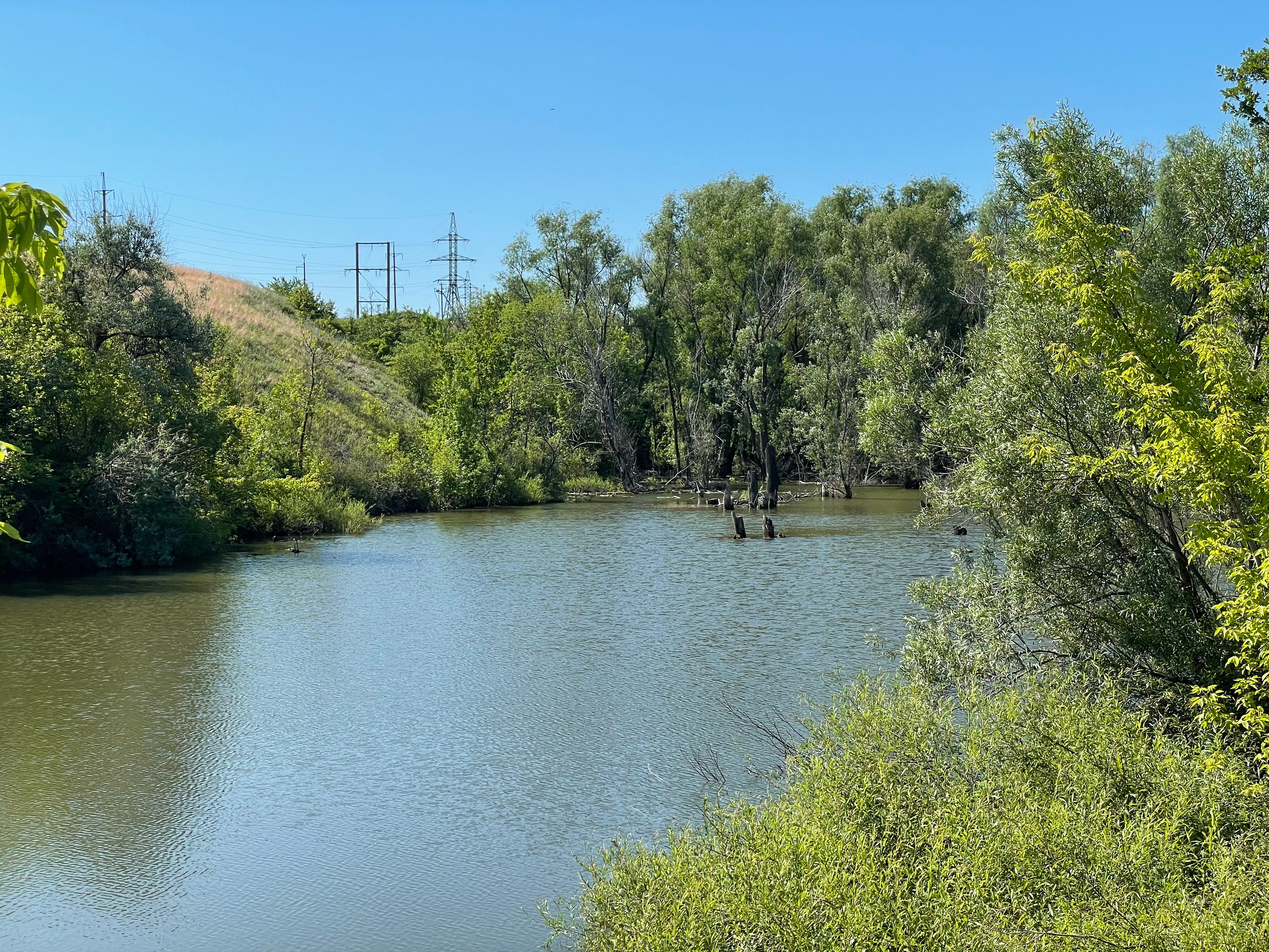 10 301 Пруд. ВИЗУАЛЬНЫЕ И ЗВУКОВЫЕ РЕШЕНИЯ ДЛЯ БИЗНЕСА И СЪЁМОК ТЕЛЕТЕЛА