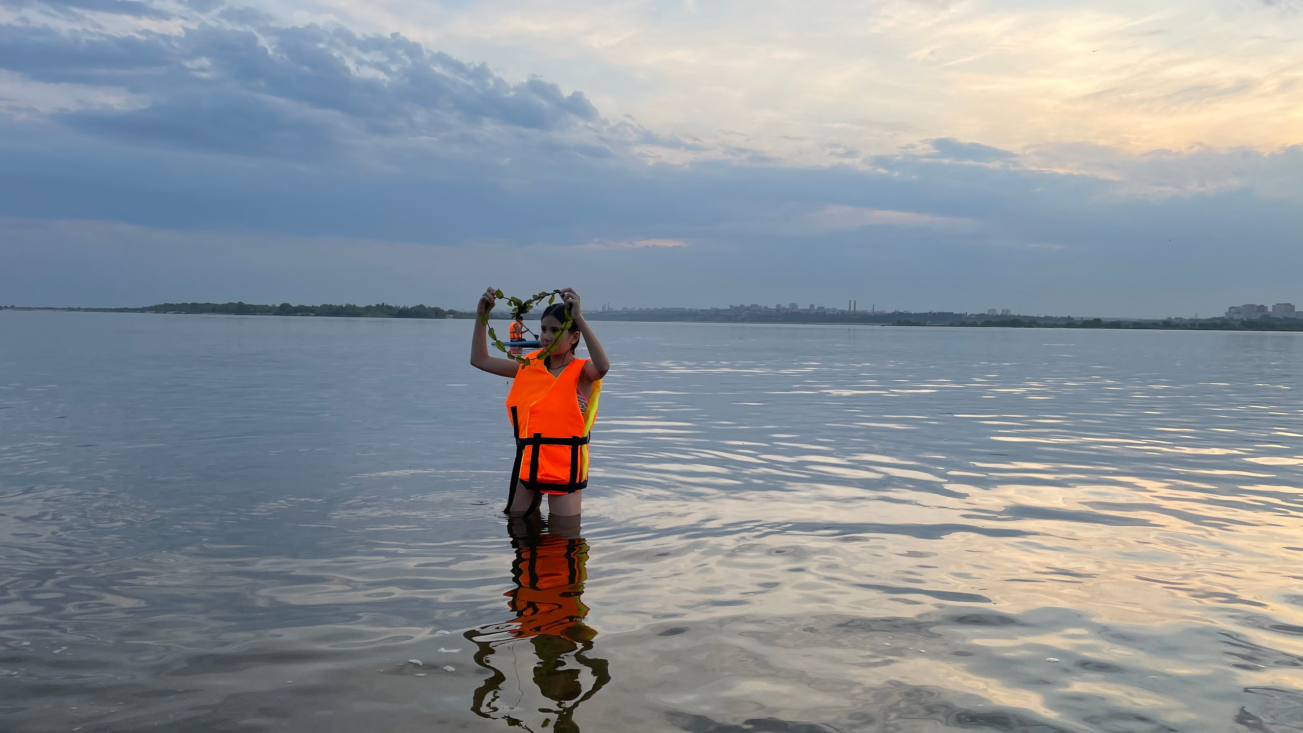 На воде 30025. ВИЗУАЛЬНЫЕ И ЗВУКОВЫЕ РЕШЕНИЯ ДЛЯ БИЗНЕСА И СЪЁМОК ТЕЛЕТЕЛА