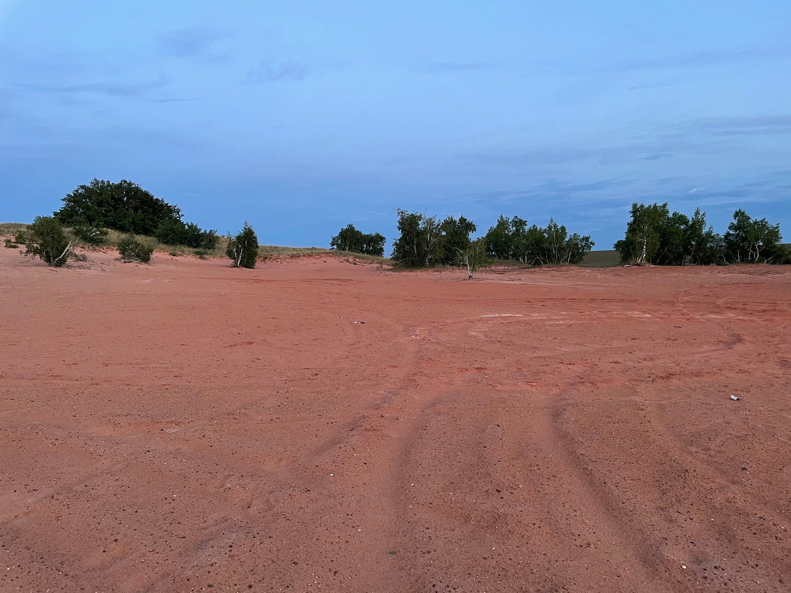 10 952 Пески красные. «Марс». ВИЗУАЛЬНЫЕ И ЗВУКОВЫЕ РЕШЕНИЯ ДЛЯ БИЗНЕСА И СЪЁМОК ТЕЛЕТЕЛА