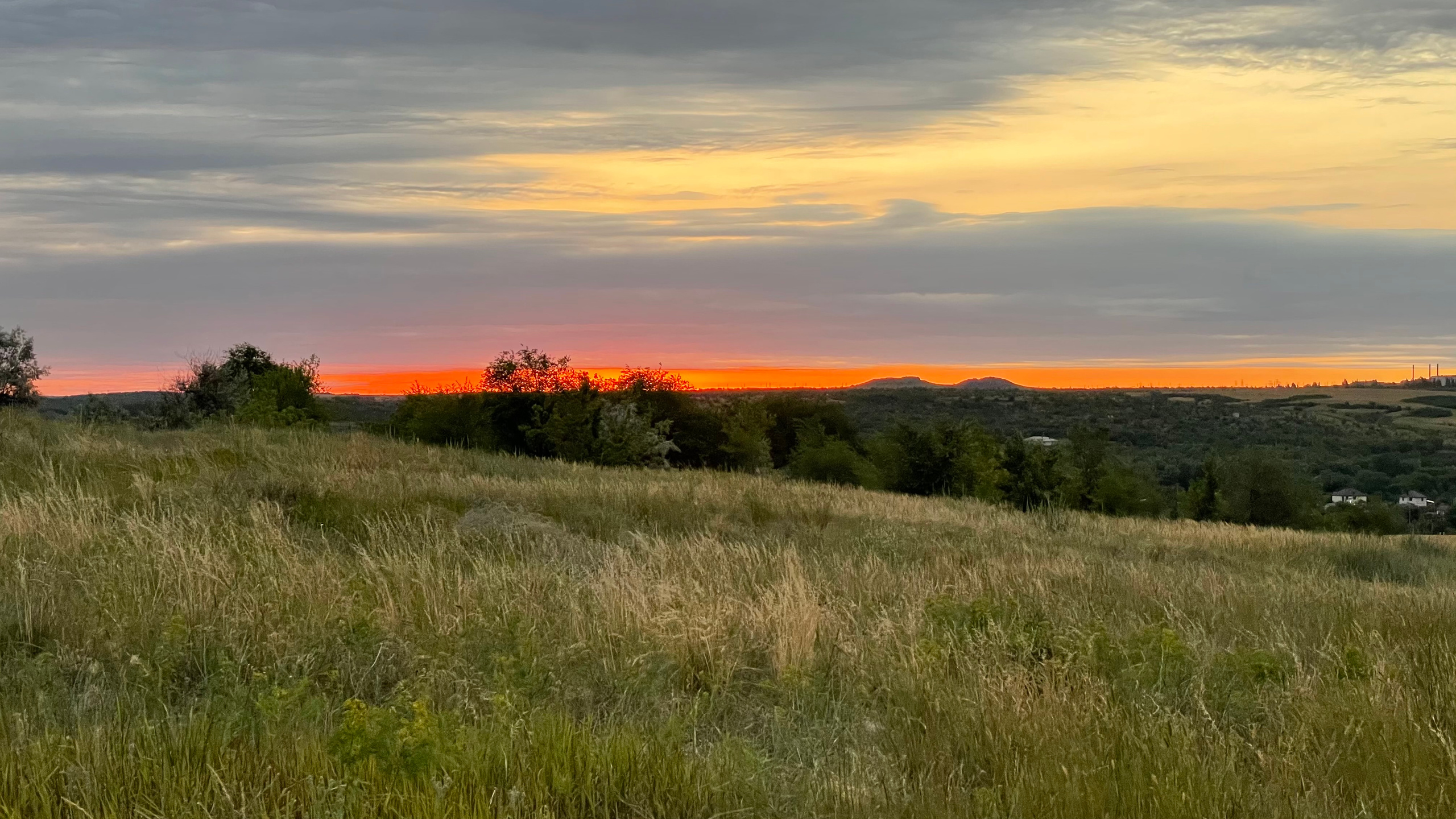 10 840 Степь. Горы. Овраг. ВИЗУАЛЬНЫЕ И ЗВУКОВЫЕ РЕШЕНИЯ ДЛЯ БИЗНЕСА И СЪЁМОК ТЕЛЕТЕЛА