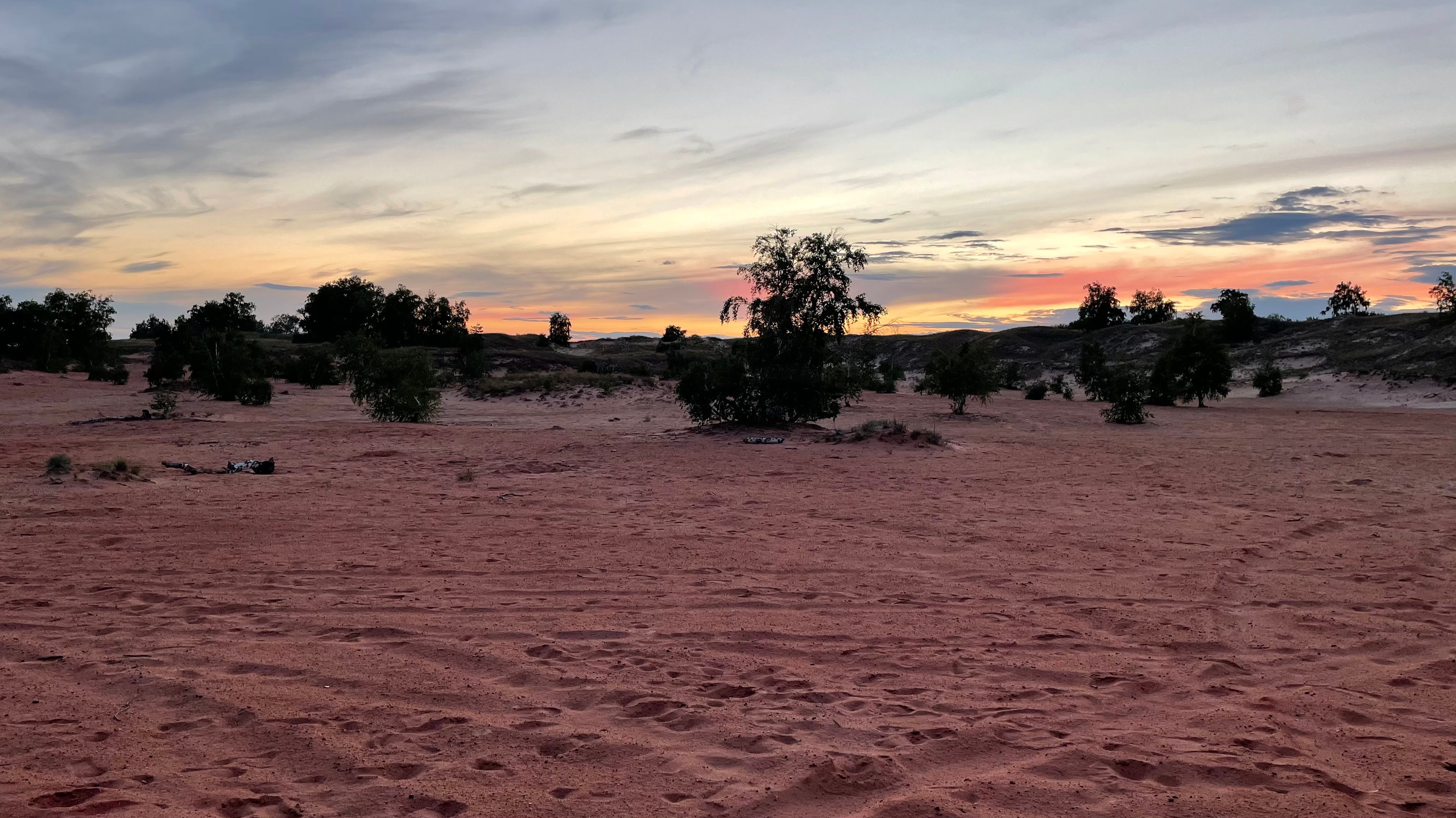 10 950 Пески красные. «Марс». ВИЗУАЛЬНЫЕ И ЗВУКОВЫЕ РЕШЕНИЯ ДЛЯ БИЗНЕСА И СЪЁМОК ТЕЛЕТЕЛА