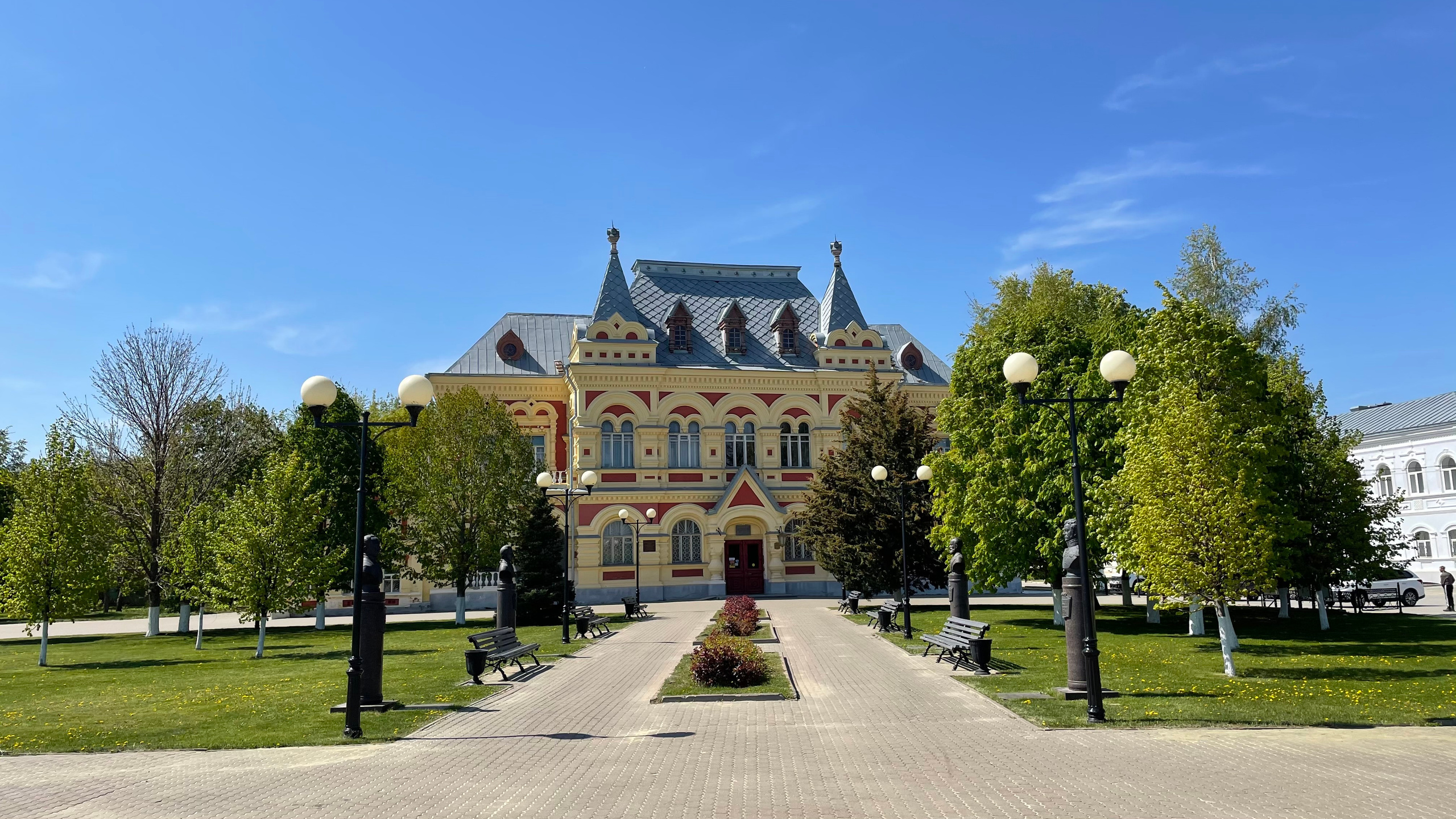 20 000 Земский дом. ВИЗУАЛЬНЫЕ И ЗВУКОВЫЕ РЕШЕНИЯ ДЛЯ БИЗНЕСА И СЪЁМОК ТЕЛЕТЕЛА
