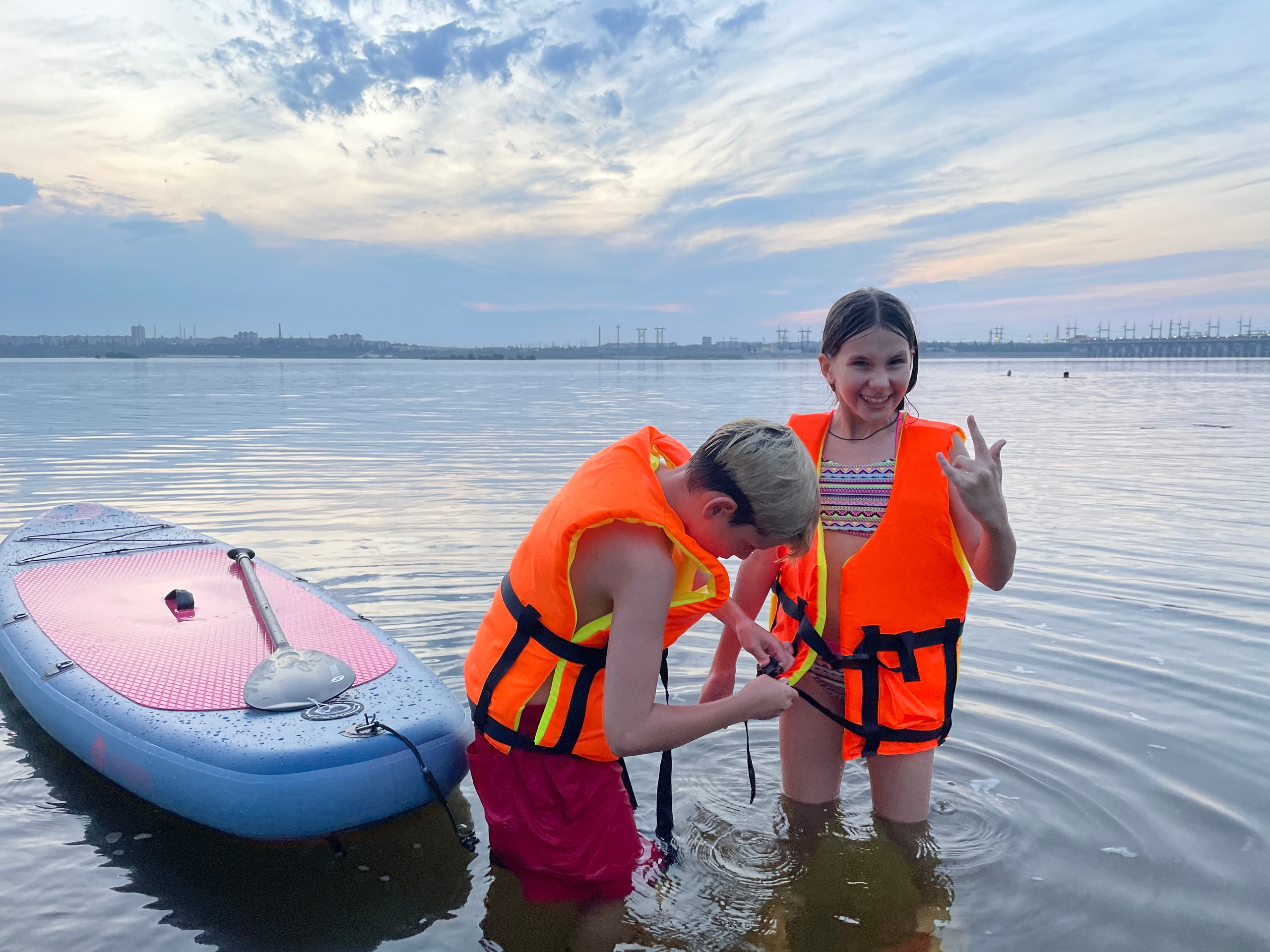 На воде 30015. ВИЗУАЛЬНЫЕ И ЗВУКОВЫЕ РЕШЕНИЯ ДЛЯ БИЗНЕСА И СЪЁМОК ТЕЛЕТЕЛА