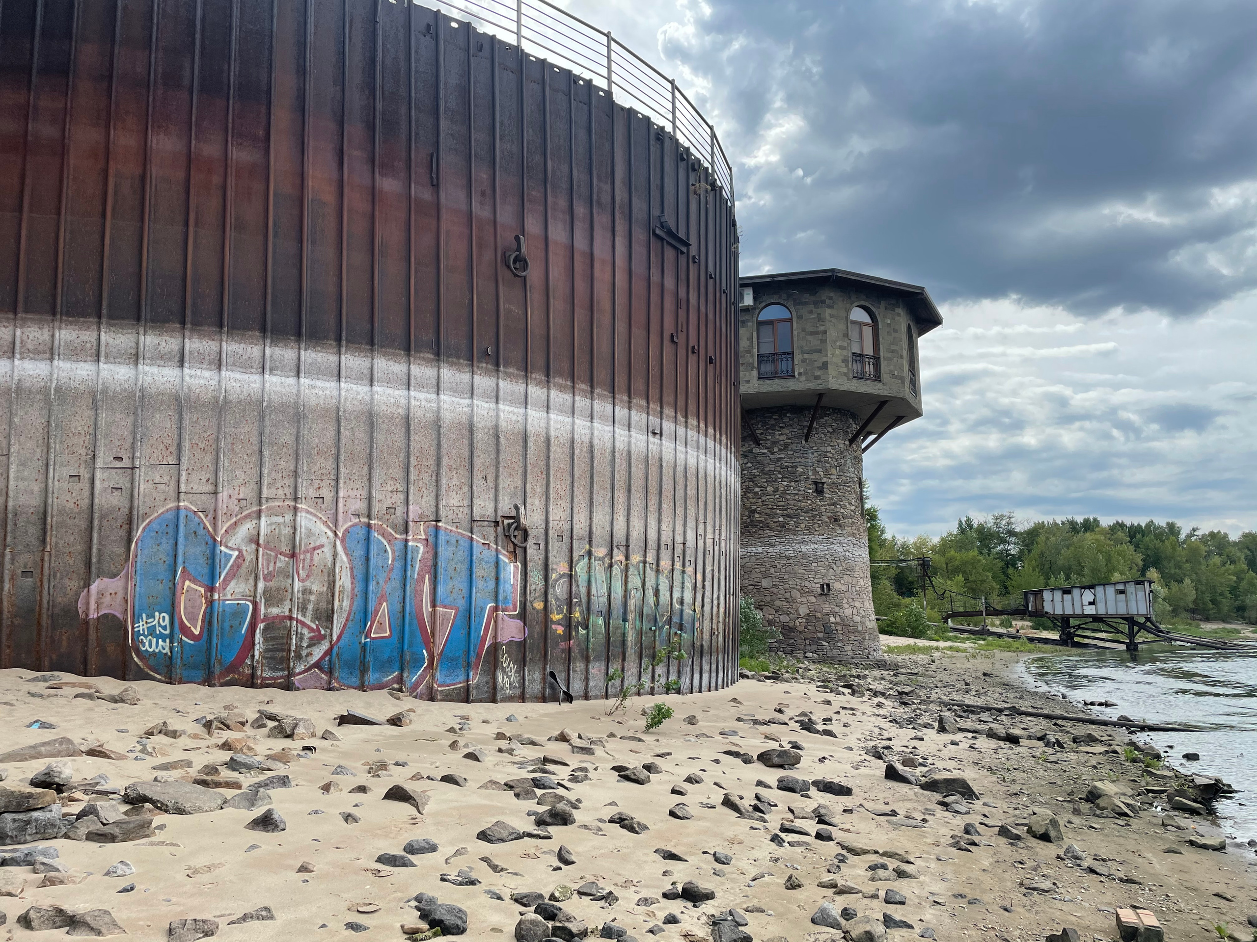 20 700 Бочка и башня. ВИЗУАЛЬНЫЕ И ЗВУКОВЫЕ РЕШЕНИЯ ДЛЯ БИЗНЕСА И СЪЁМОК ТЕЛЕТЕЛА