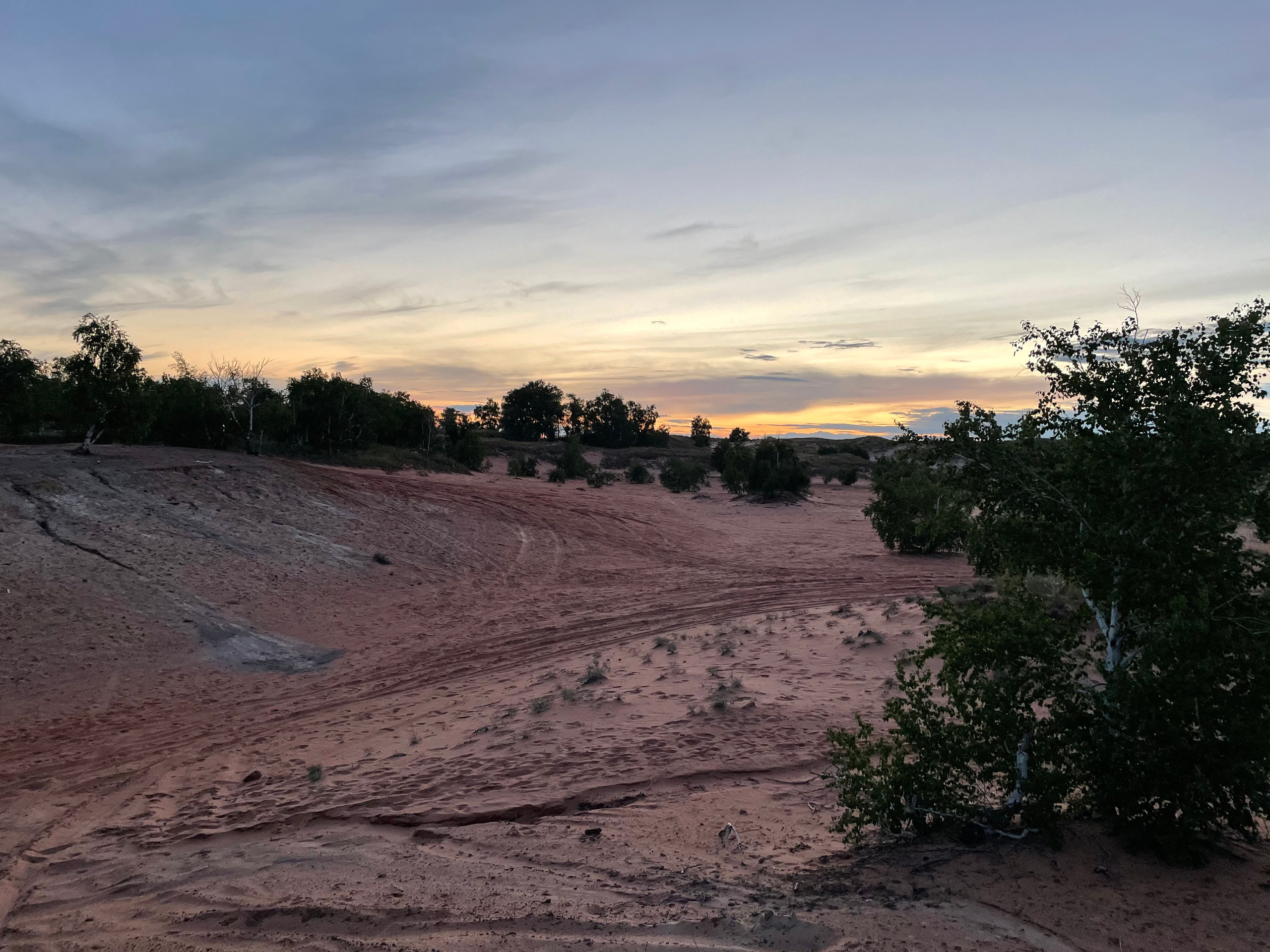 10 951 Пески красные. «Марс». ВИЗУАЛЬНЫЕ И ЗВУКОВЫЕ РЕШЕНИЯ ДЛЯ БИЗНЕСА И СЪЁМОК ТЕЛЕТЕЛА