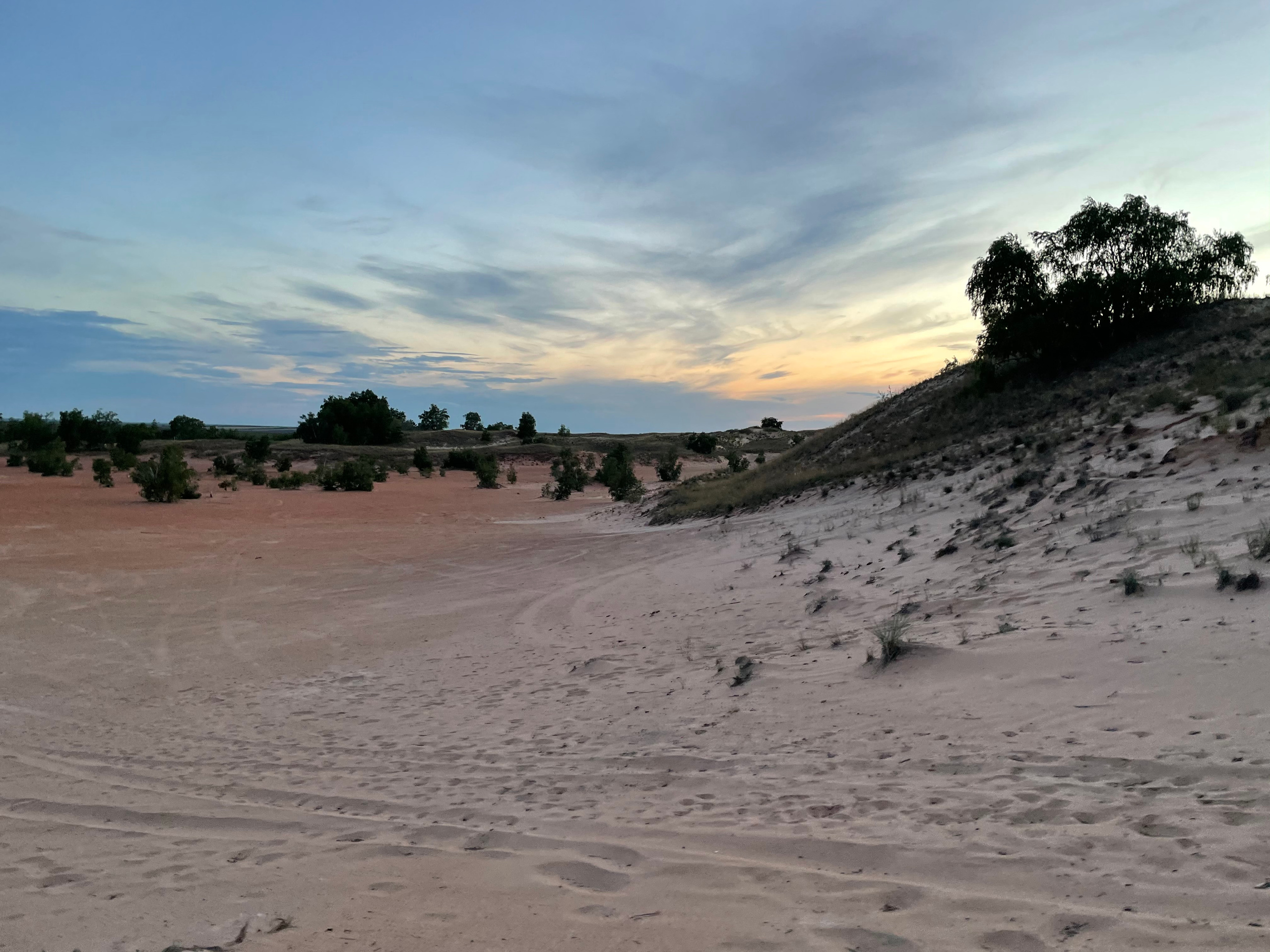 10 906 Пески белые, розовые. ВИЗУАЛЬНЫЕ И ЗВУКОВЫЕ РЕШЕНИЯ ДЛЯ БИЗНЕСА И СЪЁМОК ТЕЛЕТЕЛА
