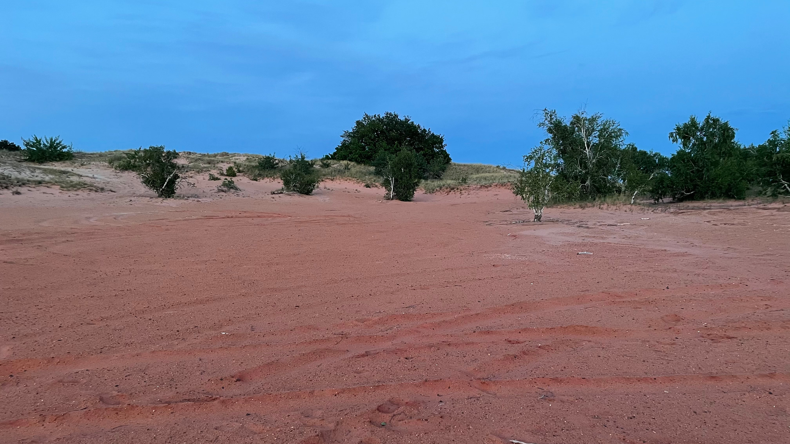 10 952 Пески красные. «Марс». ВИЗУАЛЬНЫЕ И ЗВУКОВЫЕ РЕШЕНИЯ ДЛЯ БИЗНЕСА И СЪЁМОК ТЕЛЕТЕЛА