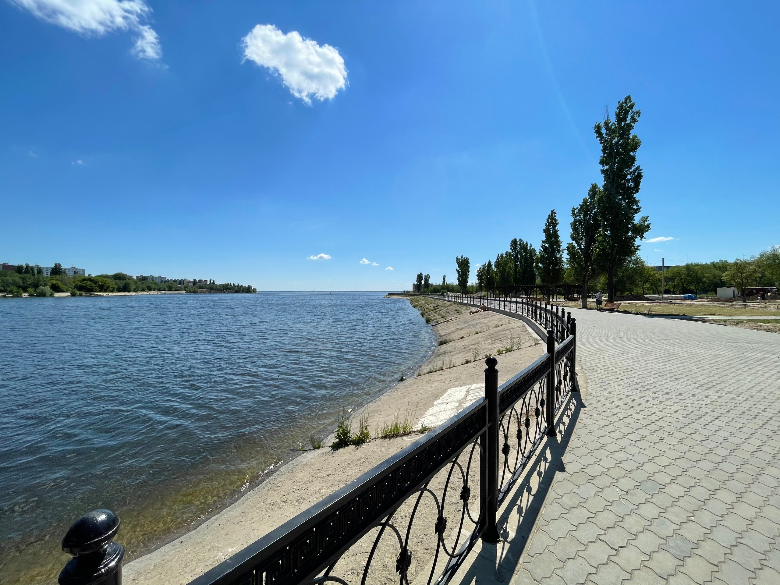 21 300 Набережная. ВИЗУАЛЬНЫЕ И ЗВУКОВЫЕ РЕШЕНИЯ ДЛЯ БИЗНЕСА И СЪЁМОК ТЕЛЕТЕЛА