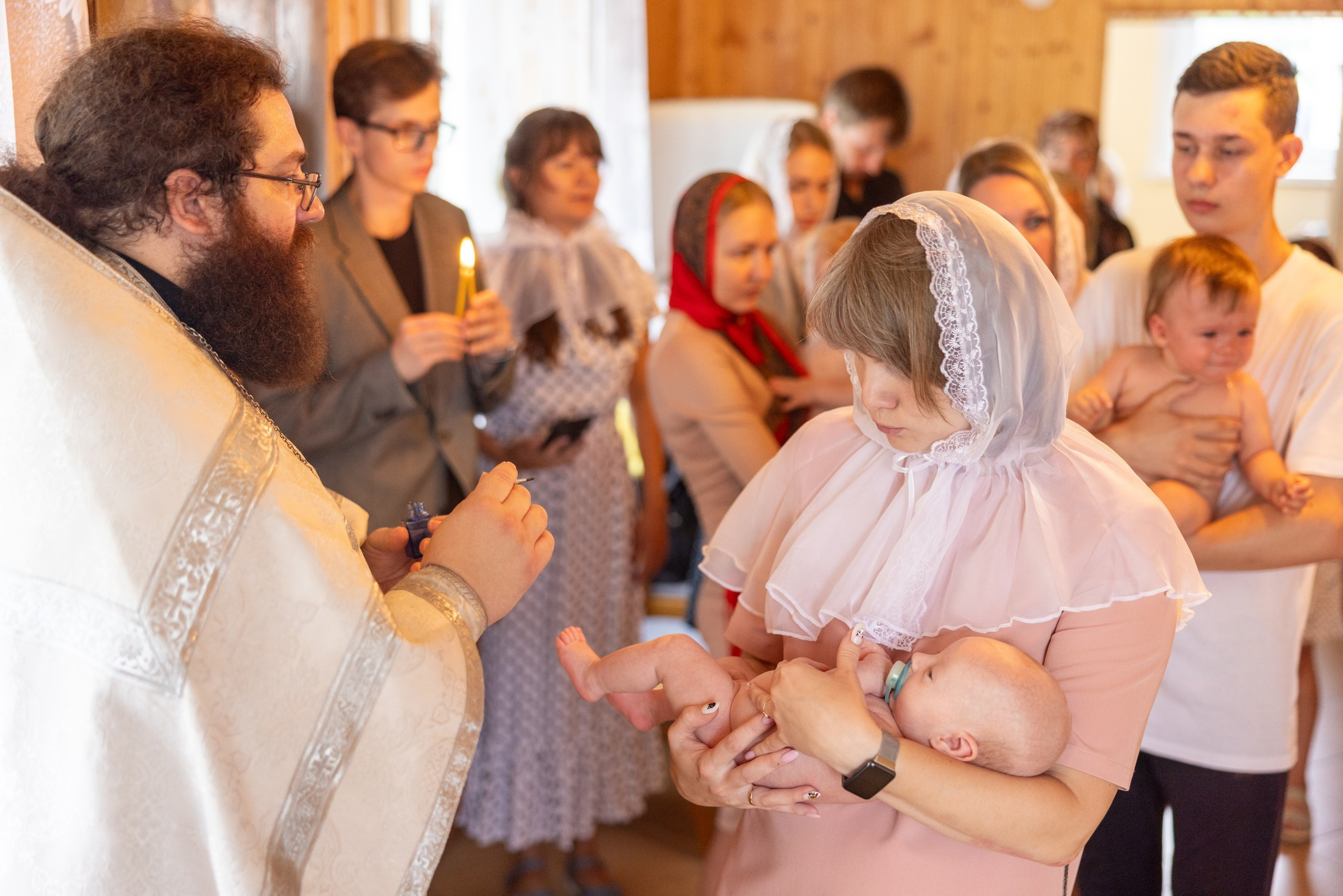 Образец репортажа крещения оригиналы, без искажений, без вспышки, светосильная оптика!. Фотограф в Туле Крупский АнДРей. Фотостудия «КАДР71» в Туле