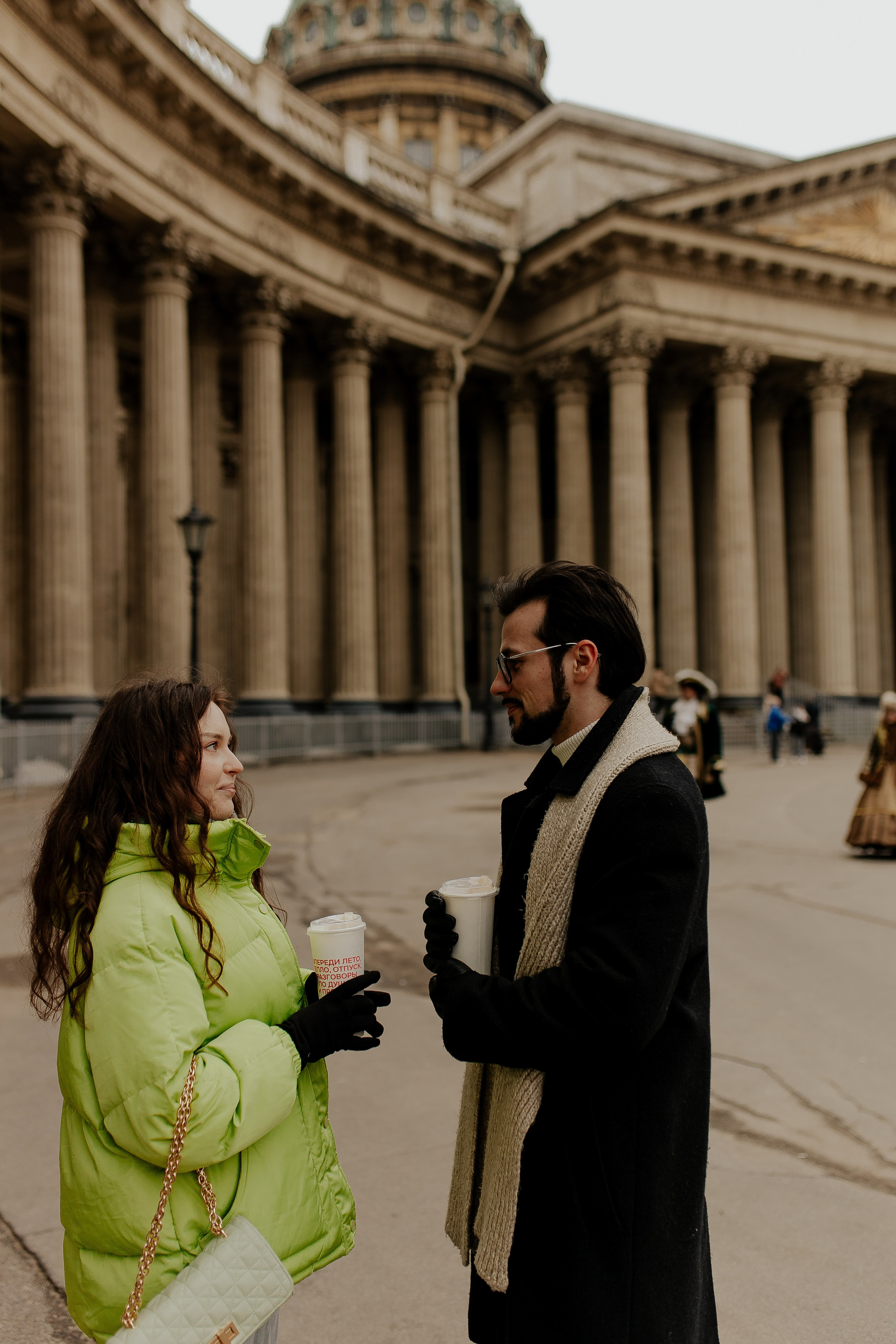 Фотопрогулка по весеннему Петербургу для двоих. Фотограф в Санкт-Петербурге Лиза Семченкова