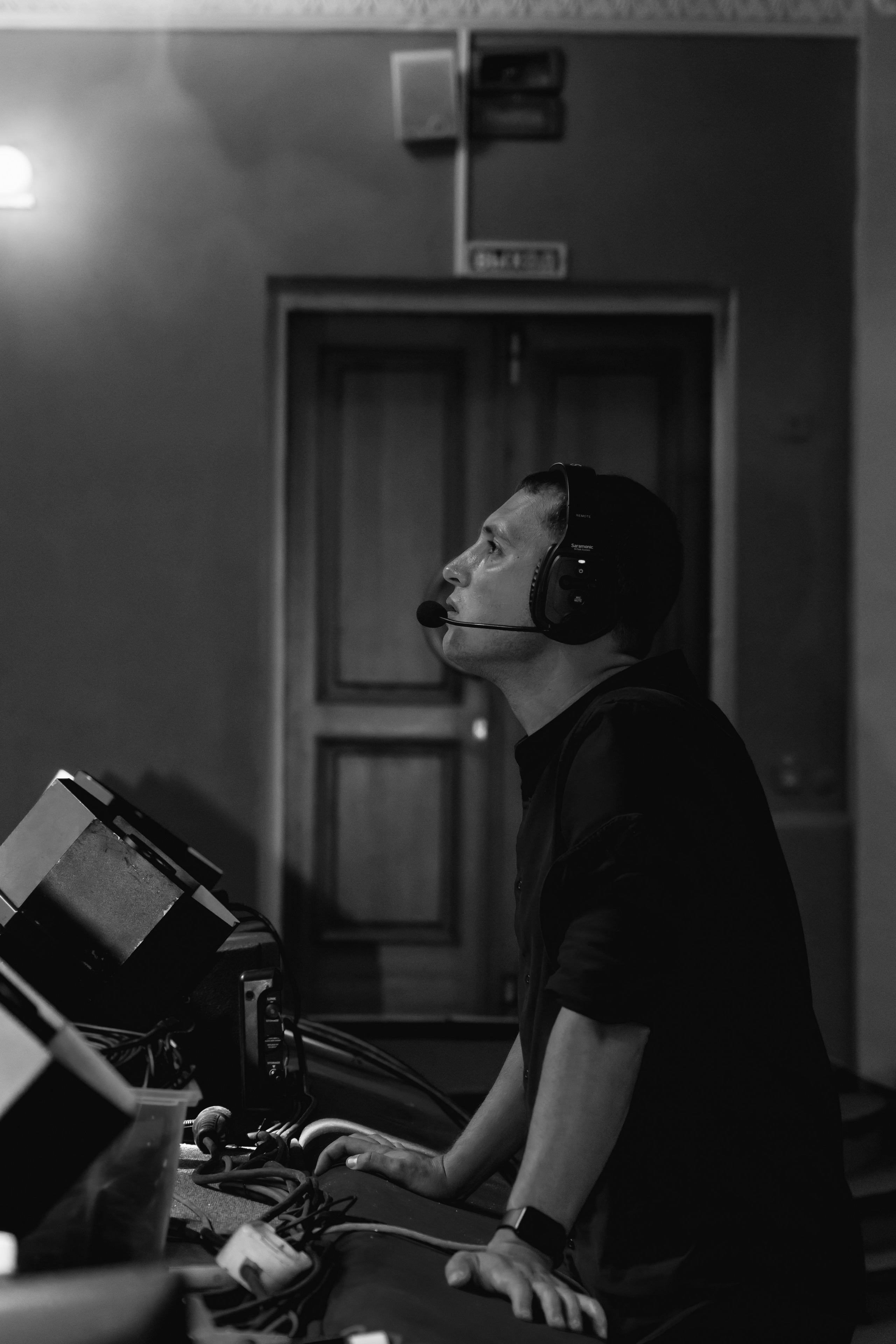 Backstage. Занимаюсь профессиональной фотографией и живу рядом с Байкалом. Работаю в разных жанрах