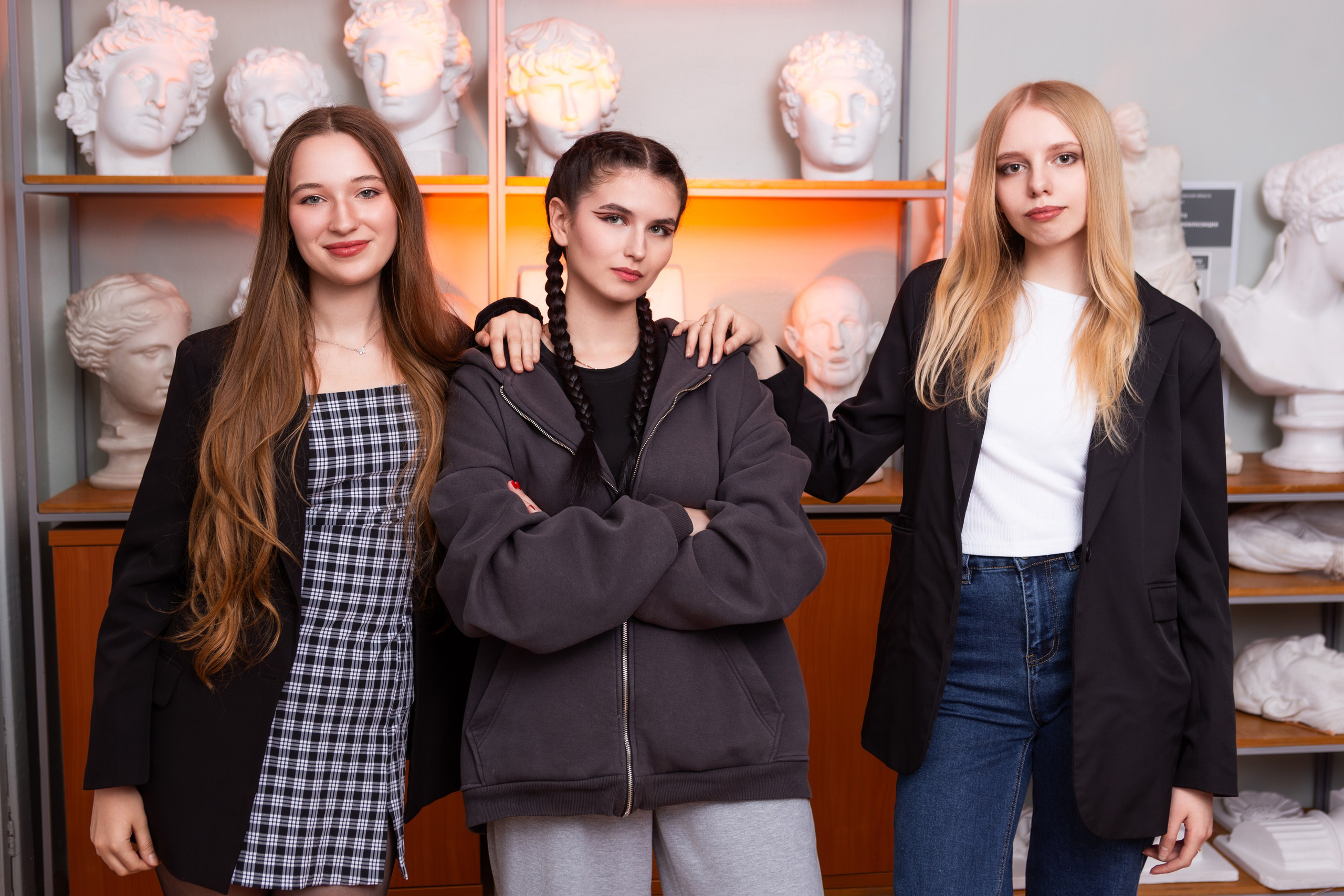 ФОТОСЕССИЯ В АУДИТОРИИ ДЛЯ БУДУЩИХ УЧИТЕЛЕЙ — выпускников Чернского профессионально-педагогического колледжа. ТВОЙ АЛЬБОМ / ТВОИ ПРАВИЛА