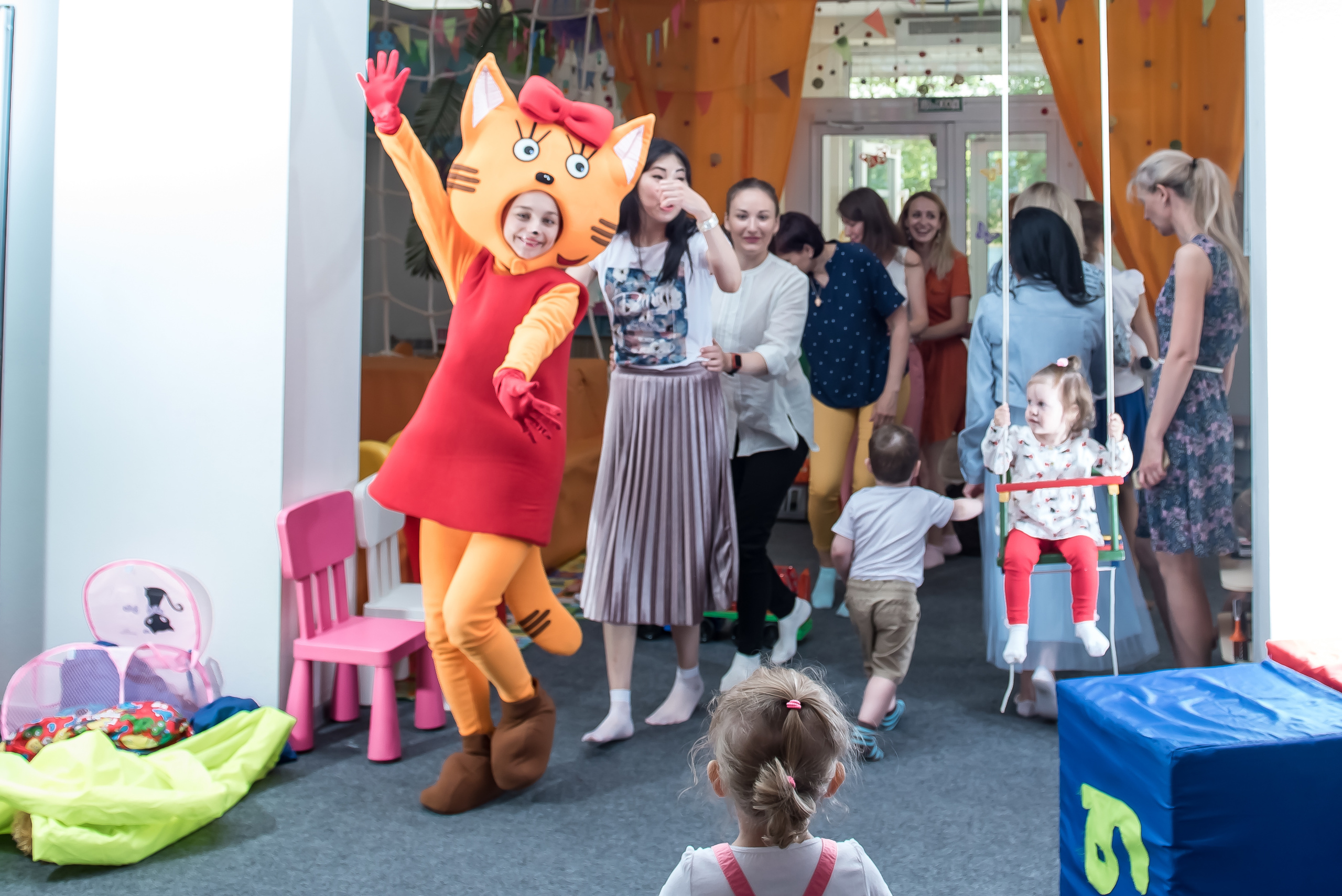 Детский день рождения. ИК «Главные люди» Аж 12 именинников. Ольга Ли свадебный семейный фотограф Иркутск