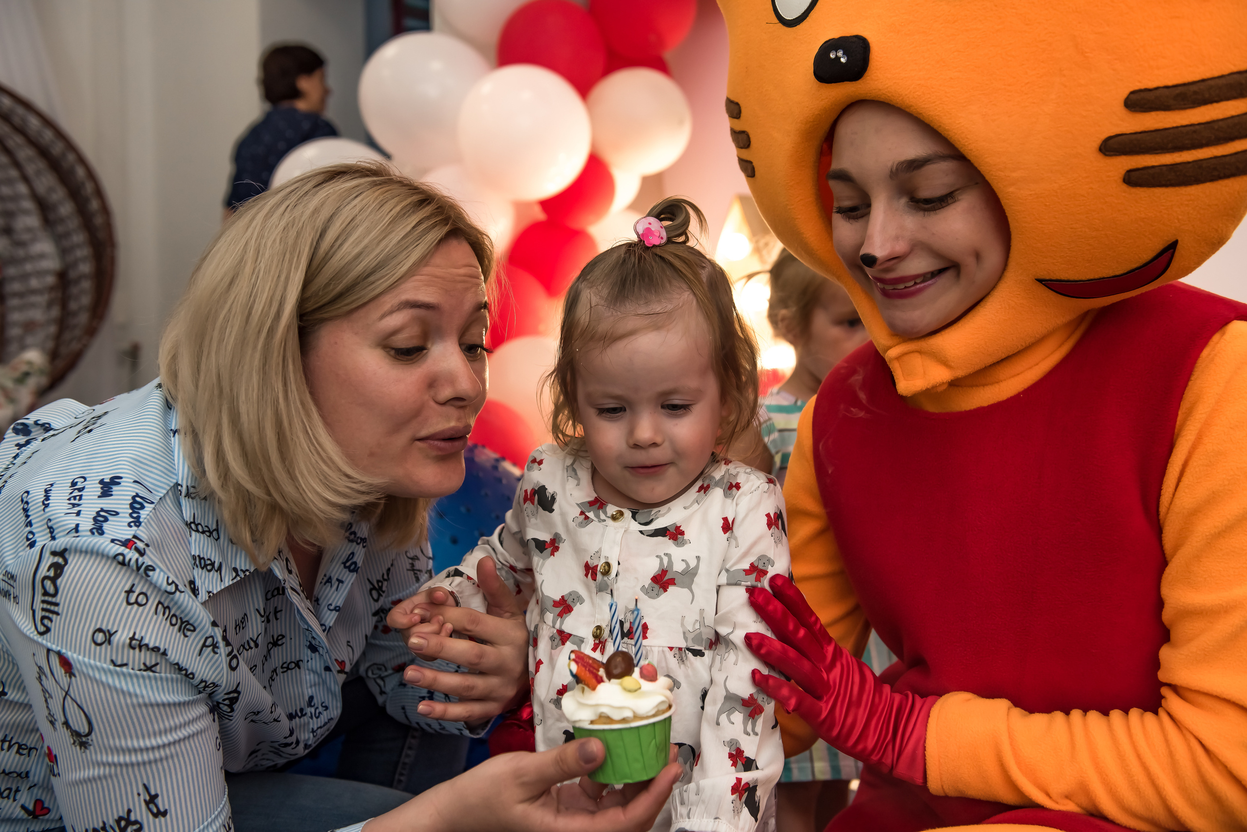 Детский день рождения. ИК «Главные люди» Аж 12 именинников. Ольга Ли свадебный семейный фотограф Иркутск