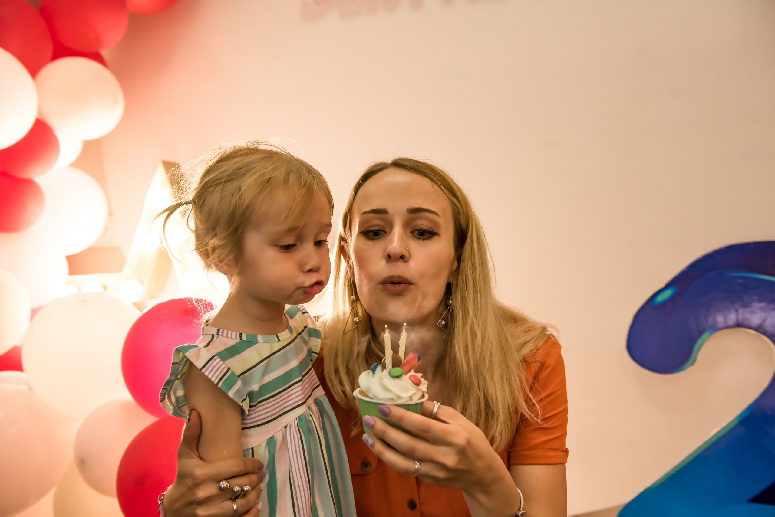 Детский день рождения. ИК «Главные люди» Аж 12 именинников. Ольга Ли свадебный семейный фотограф Иркутск