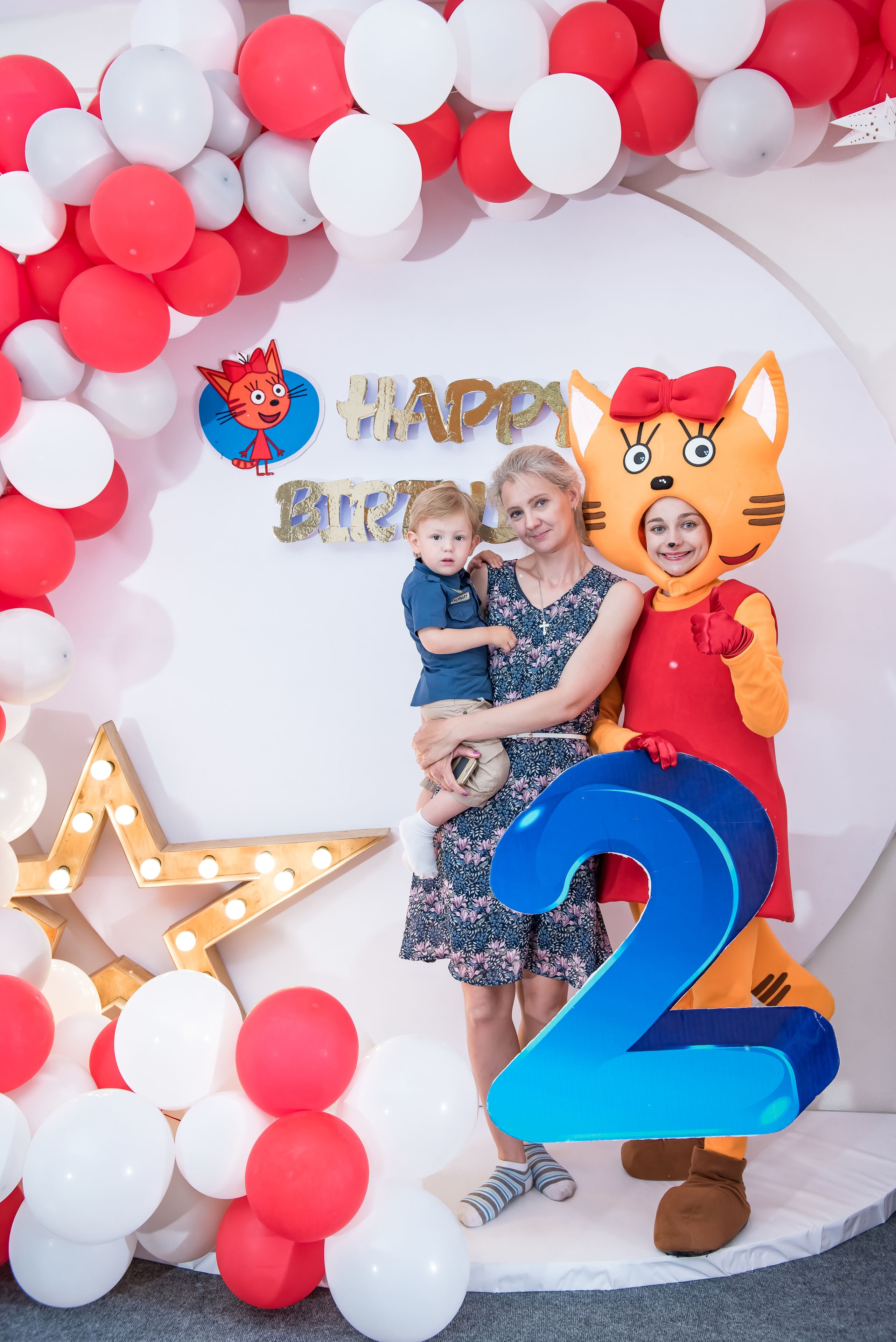 Детский день рождения. ИК «Главные люди» Аж 12 именинников. Ольга Ли свадебный семейный фотограф Иркутск