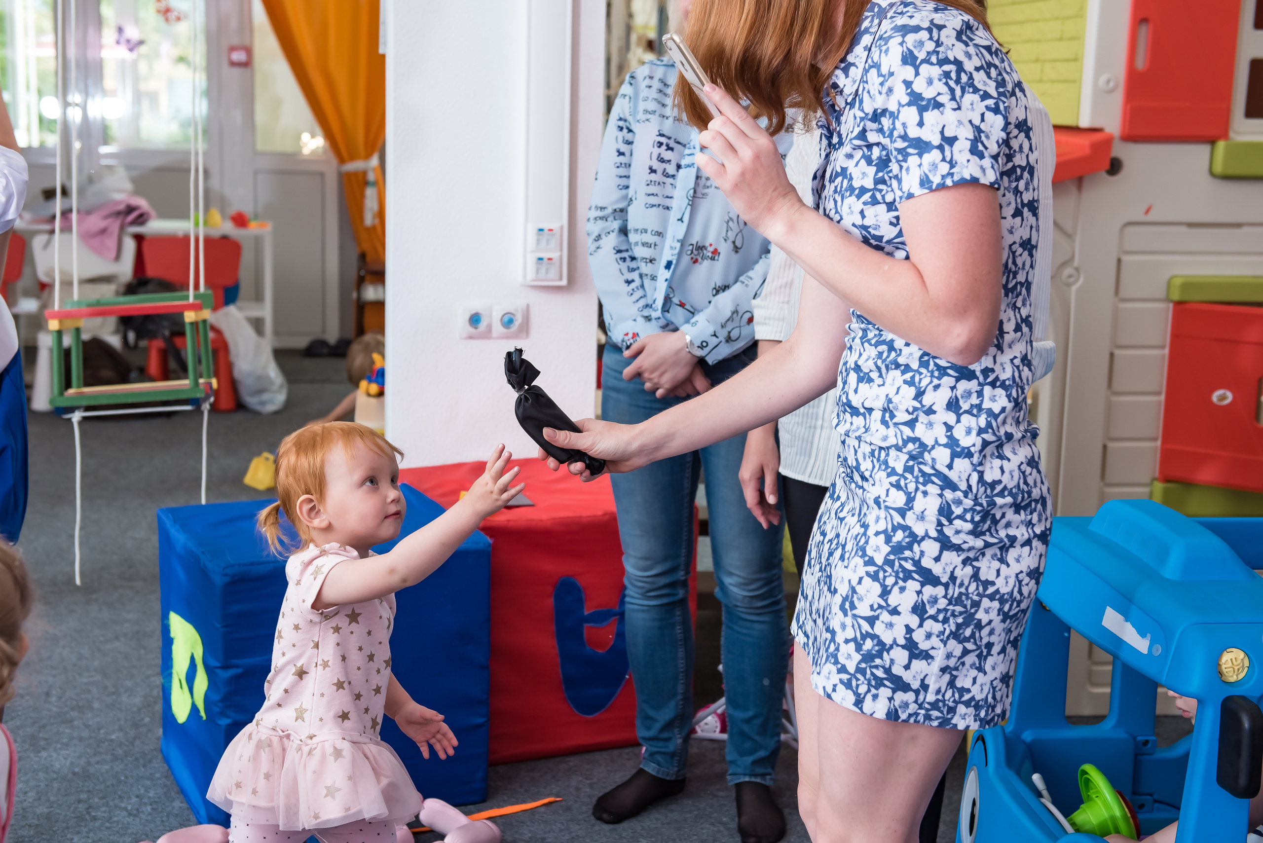 Детский день рождения. ИК «Главные люди» Аж 12 именинников. Ольга Ли свадебный семейный фотограф Иркутск