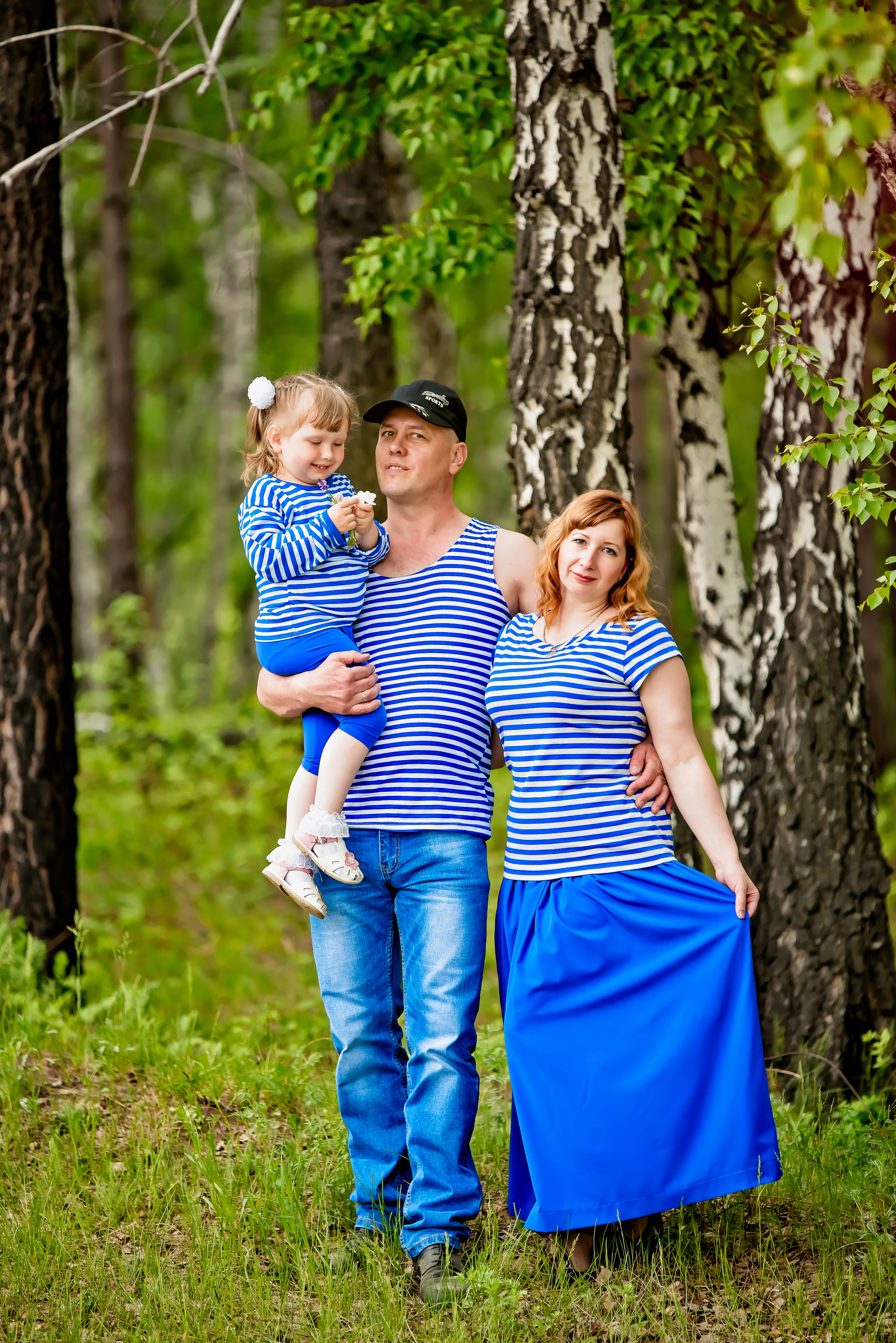 Прогулка Елены с семьей. Ольга Ли свадебный семейный фотограф Иркутск