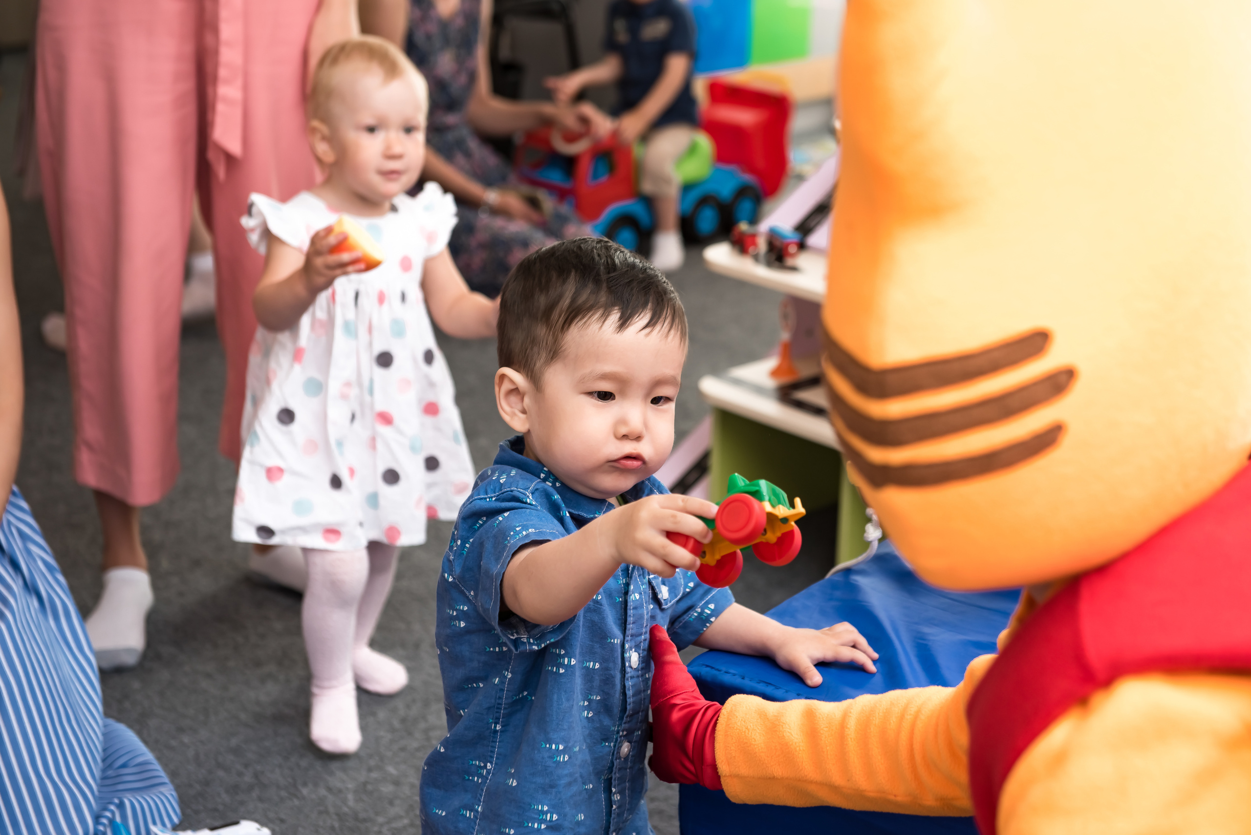 Детский день рождения. ИК «Главные люди» Аж 12 именинников. Ольга Ли свадебный семейный фотограф Иркутск