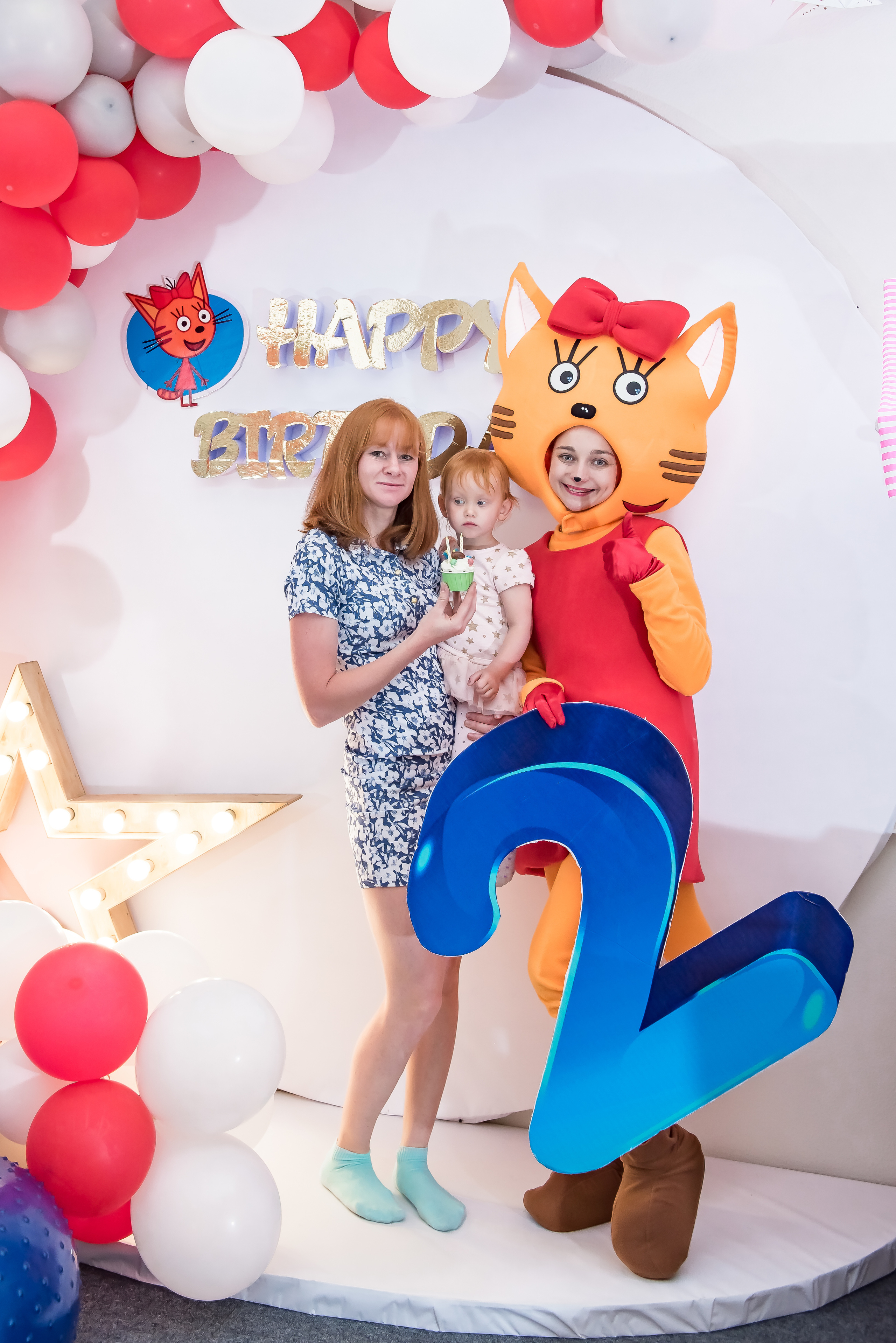 Детский день рождения. ИК «Главные люди» Аж 12 именинников. Ольга Ли свадебный семейный фотограф Иркутск