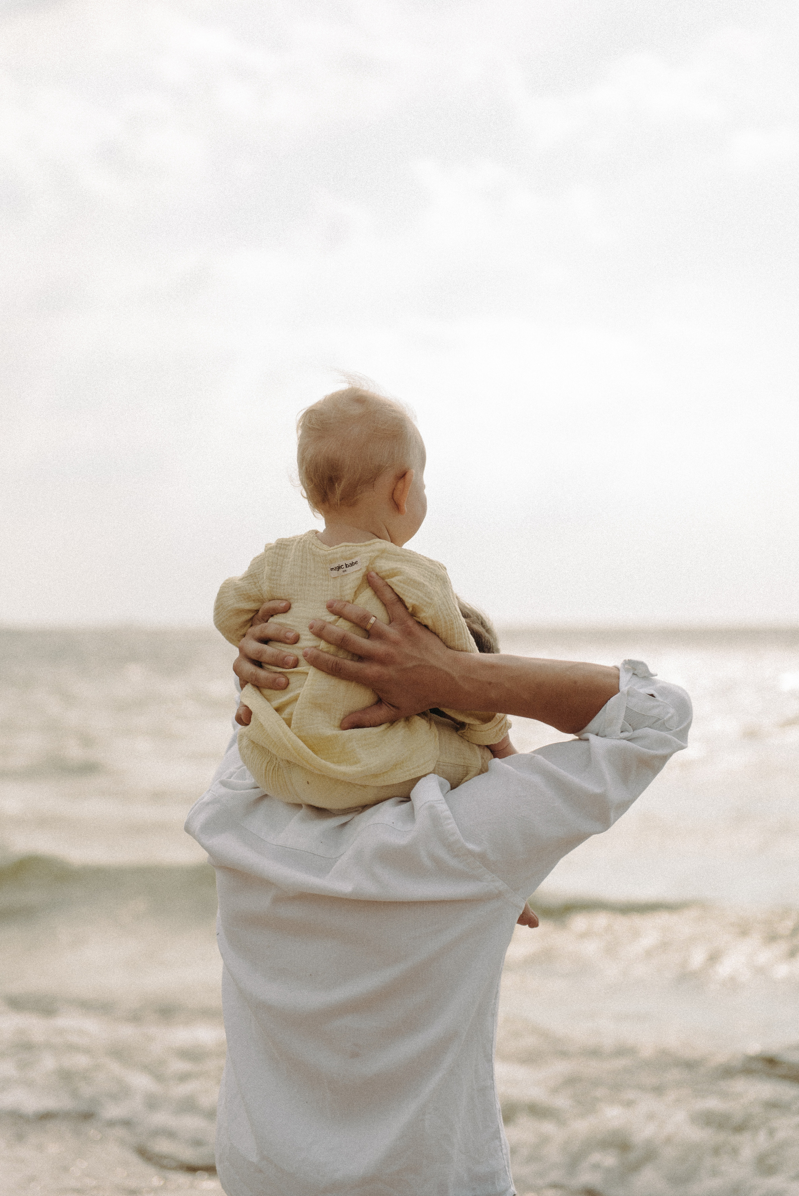 На берегу моря