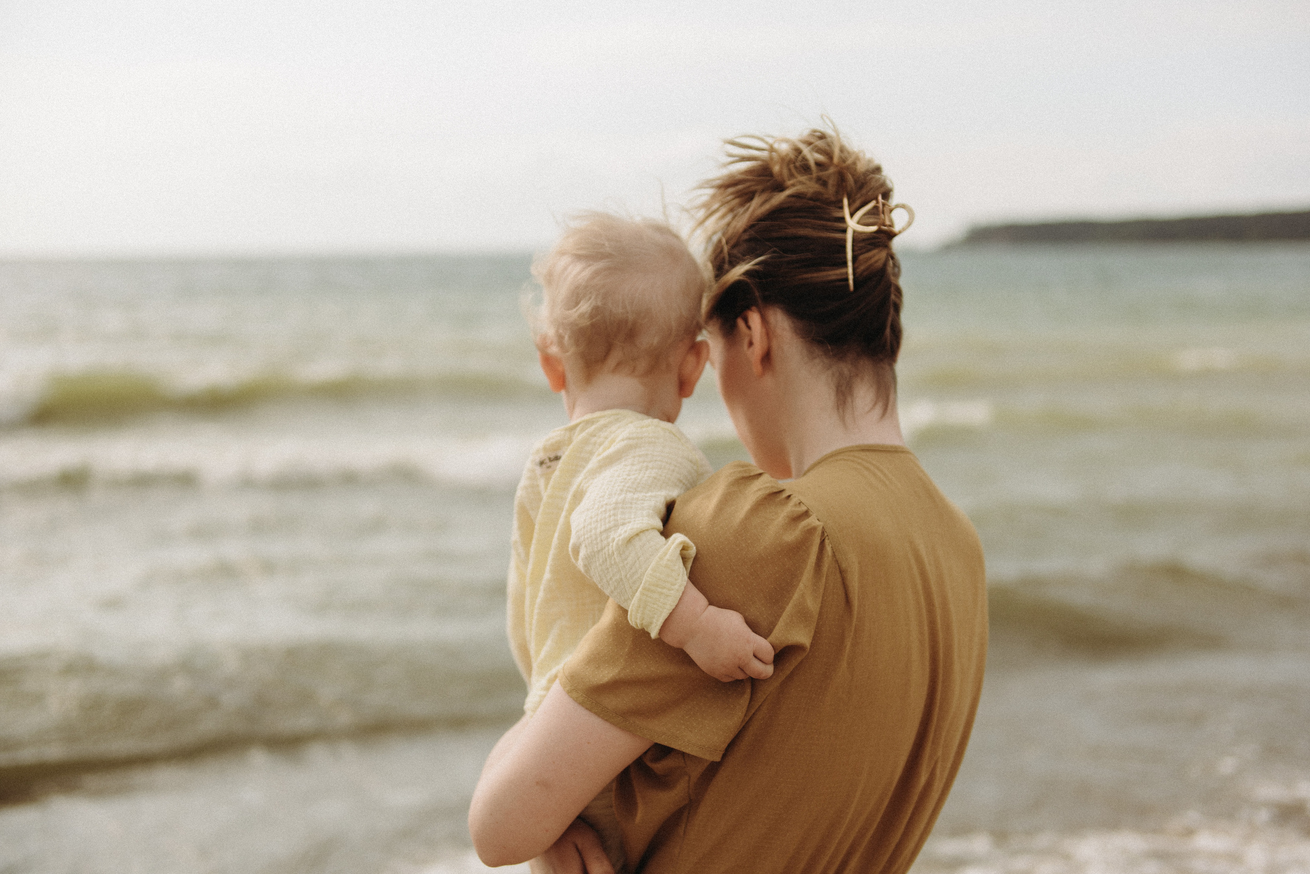 На берегу моря