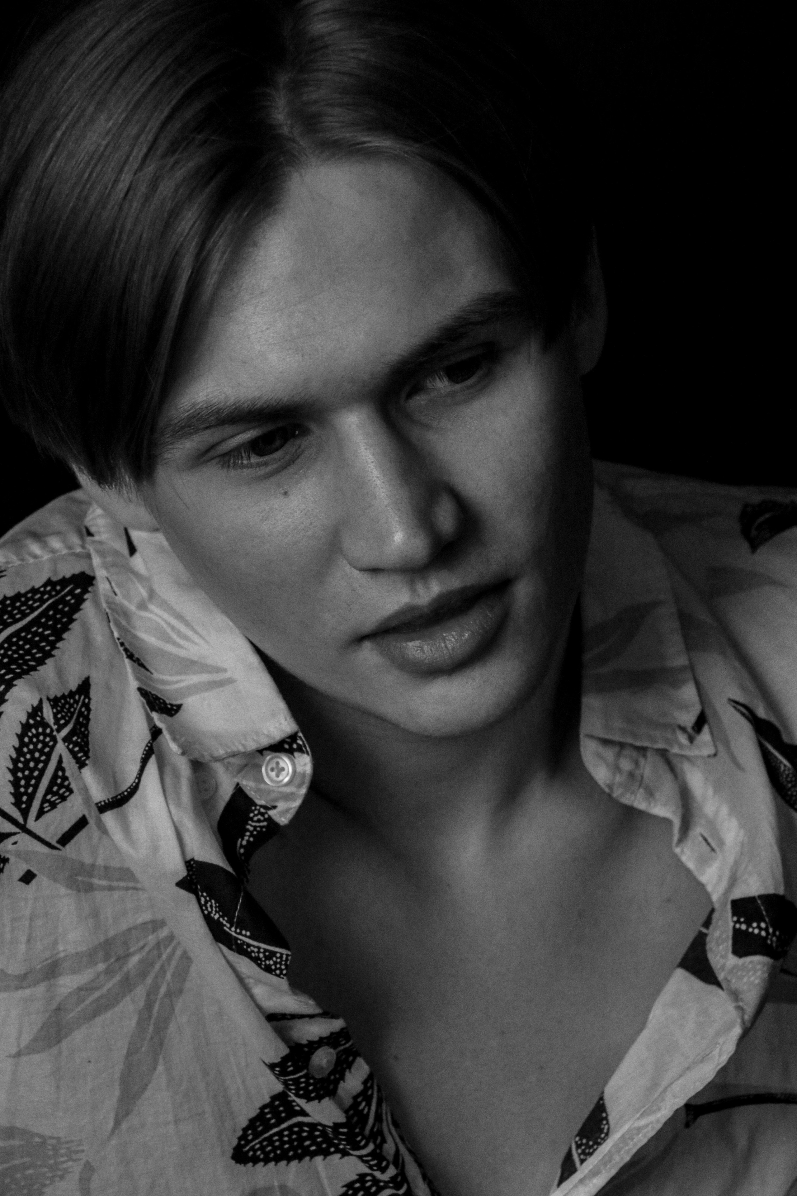 DISTRACTIONS. Любовь Моргасова [LU SPRING]: Фотограф и куратор