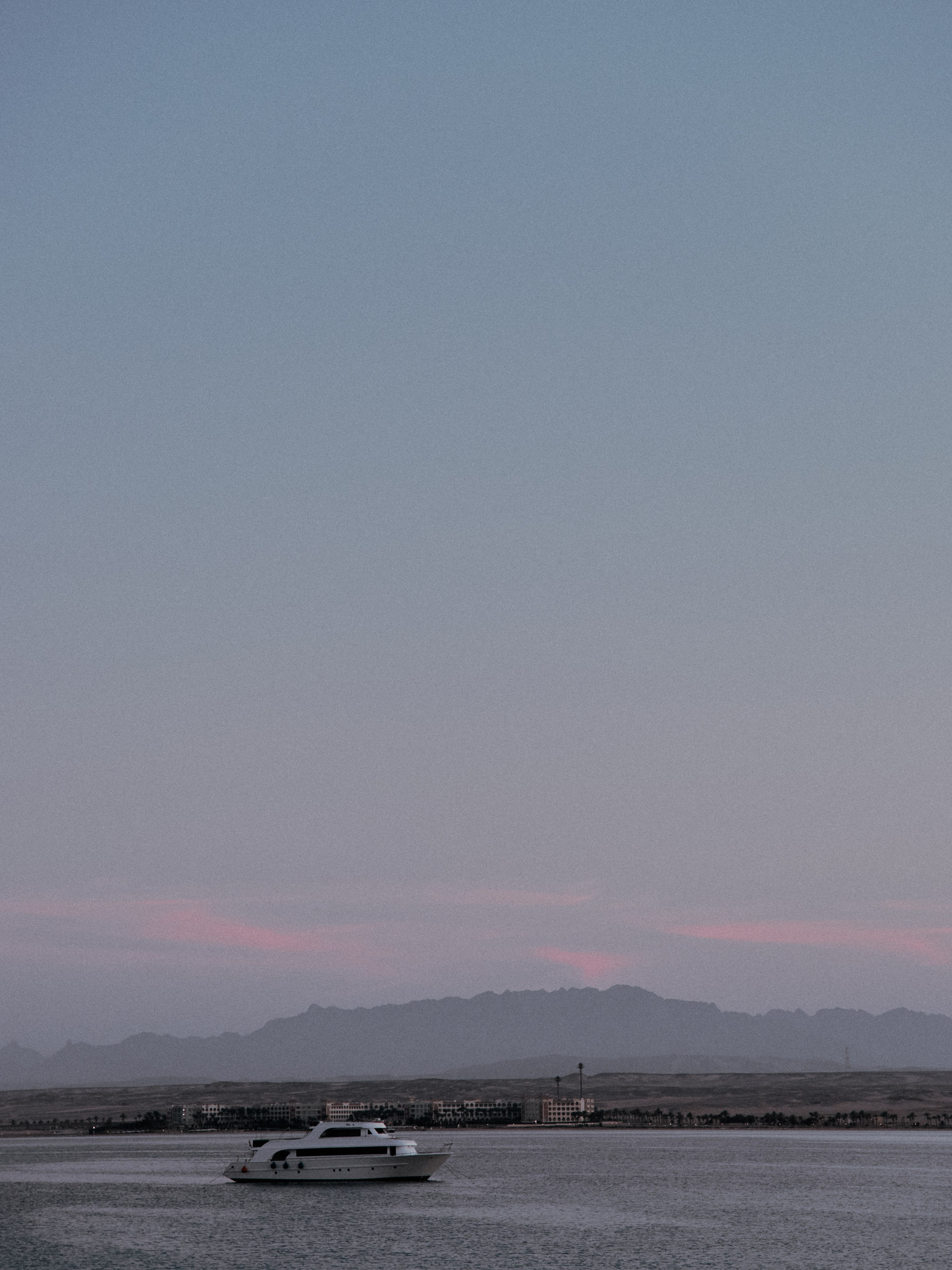 ¼. Jorgis Talè — photographer, kind person, teacher of arts and other mag