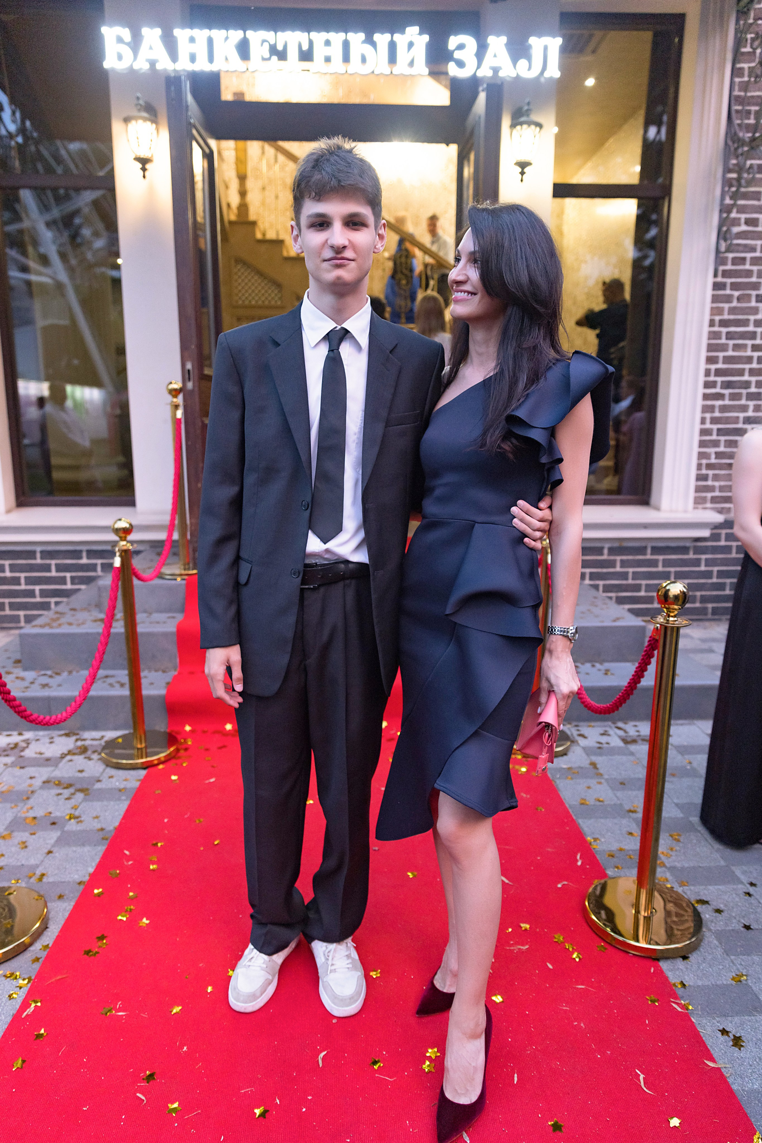 11 класс 48 лицей. Фотограф и Видеограф в Краснодаре Юлия Солодченко