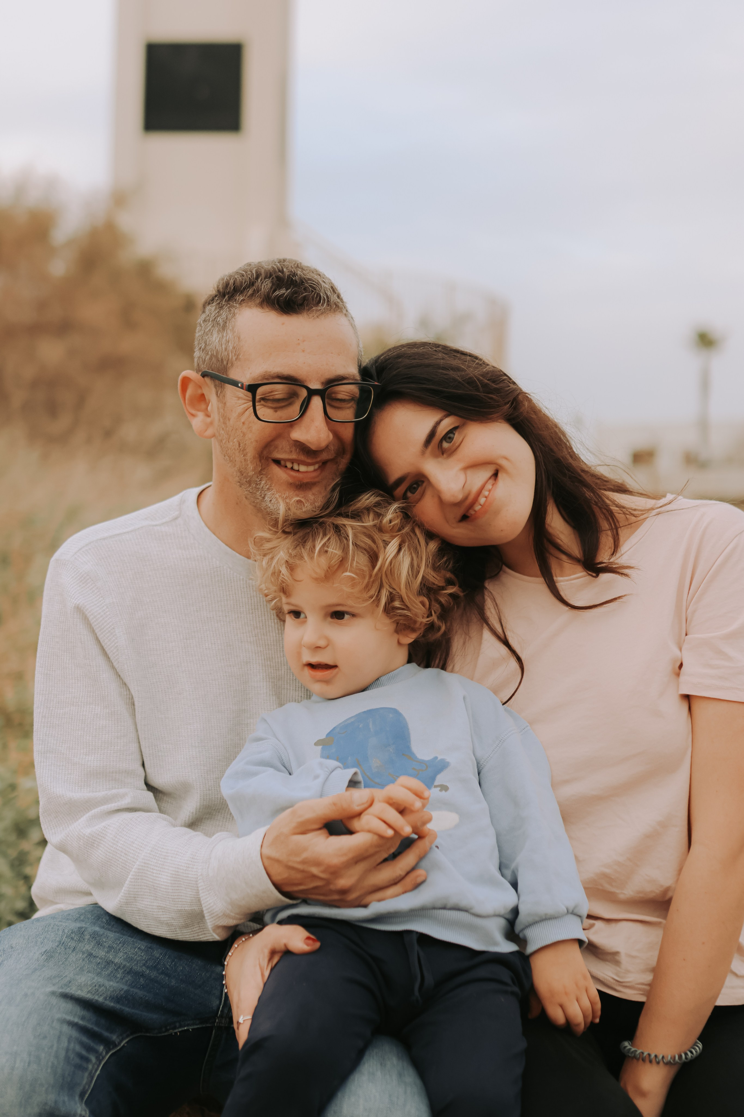 Eithan's family, Tel Aviv | February 2026. Photographer in Israel Alice Milchin