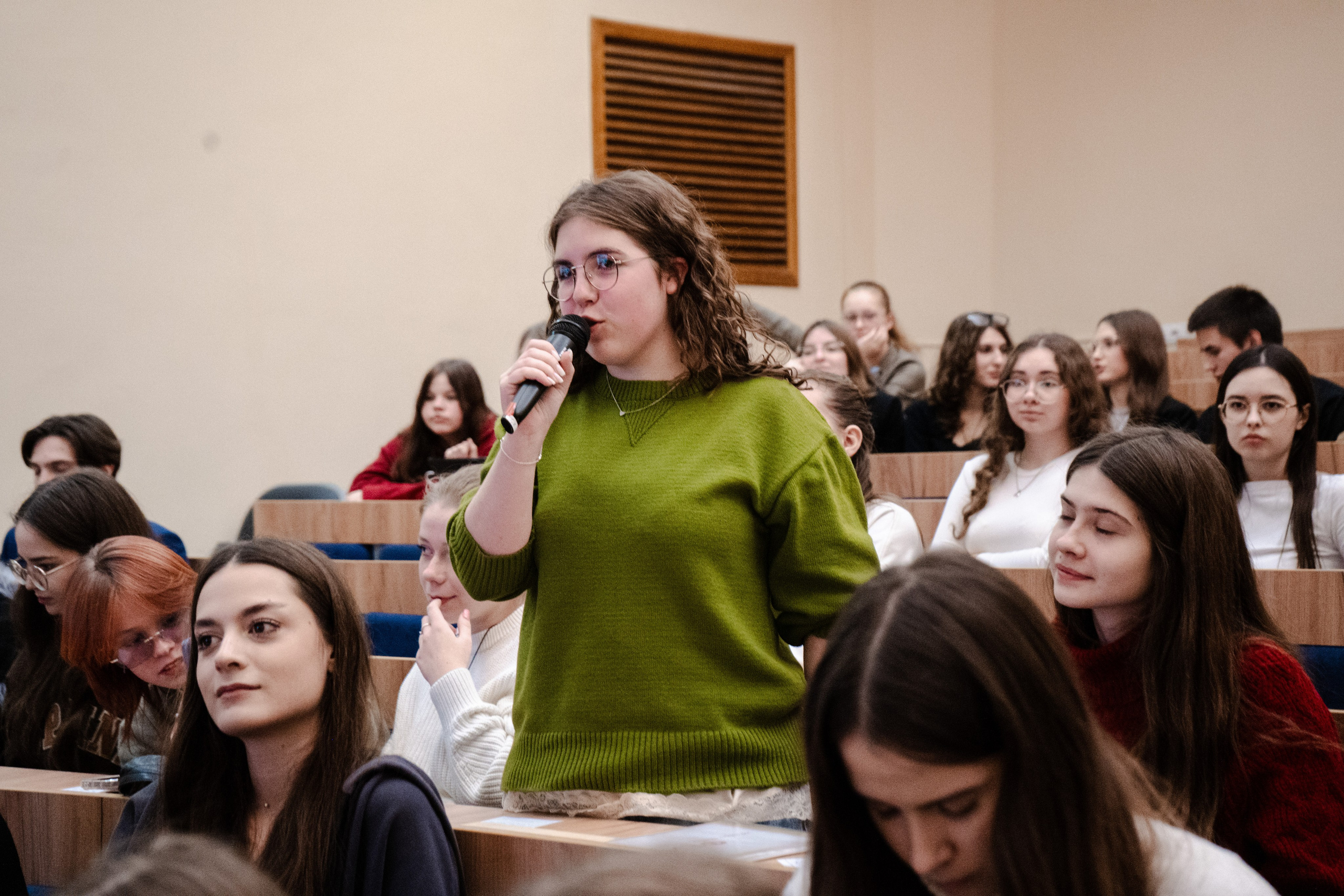 Медиасезоны на факультете журналистики МГУ им. М. В. Ломоносова. Фотограф в Москве Лиза Архипова