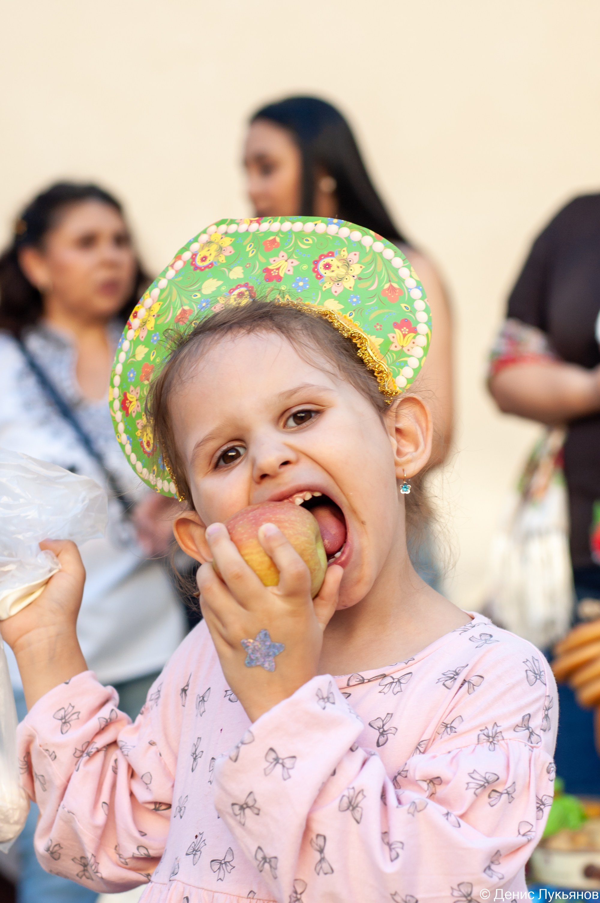 Ярмарка. Свадебный и семейный фотограф Денис Лукьянов в Краснодаре, Краснодарском крае и Республике Крым
