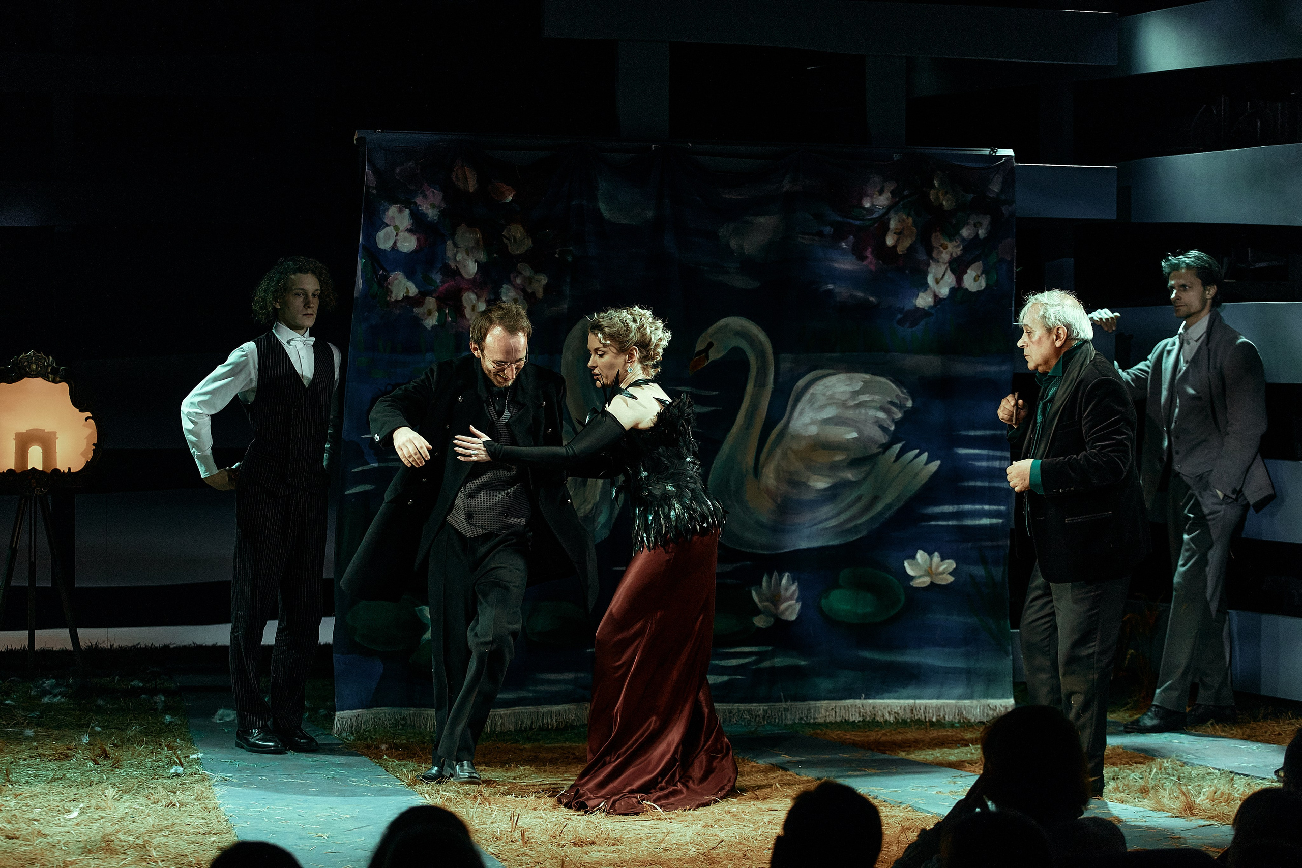 Бесприданница. Приют комедианта. Фотограф Нина Антонова