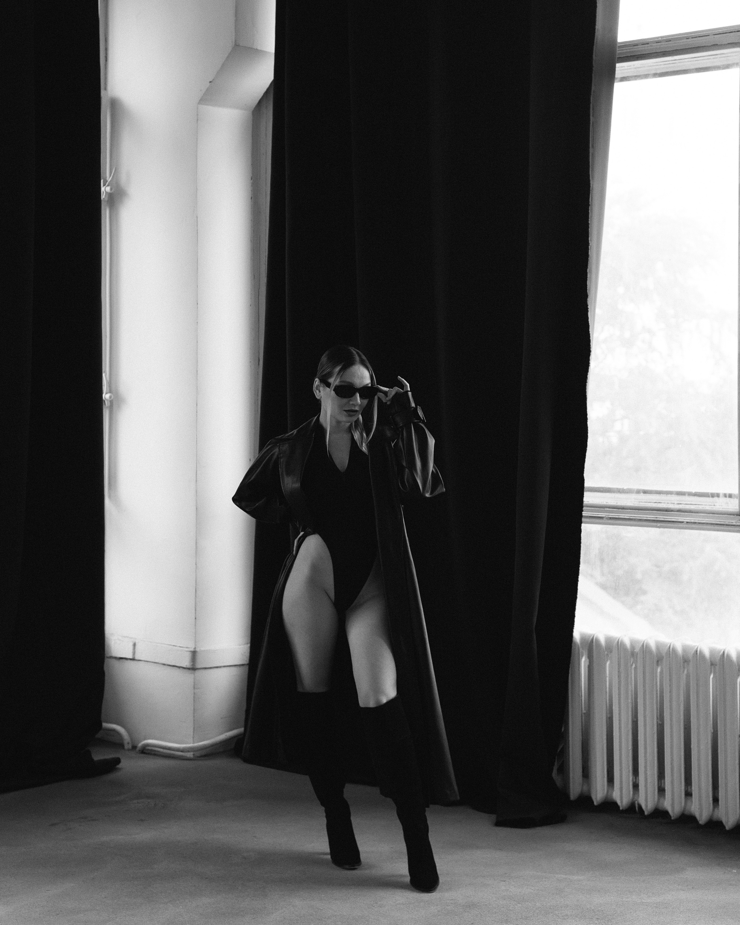 Юлия съёмка в студии. Женский и лавстори фотограф в Москве Елена Аксютко