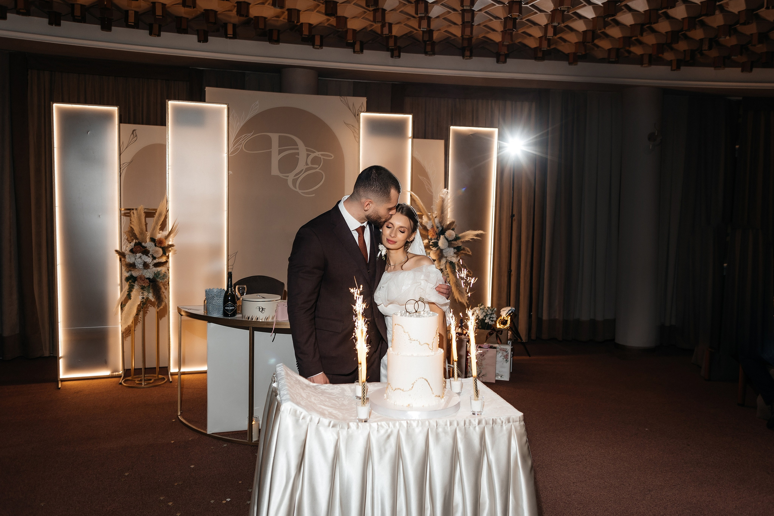 Евгения & Данил | 25.04.25. Свадебный и семейный фотограф в Омске Евгения Хакимова