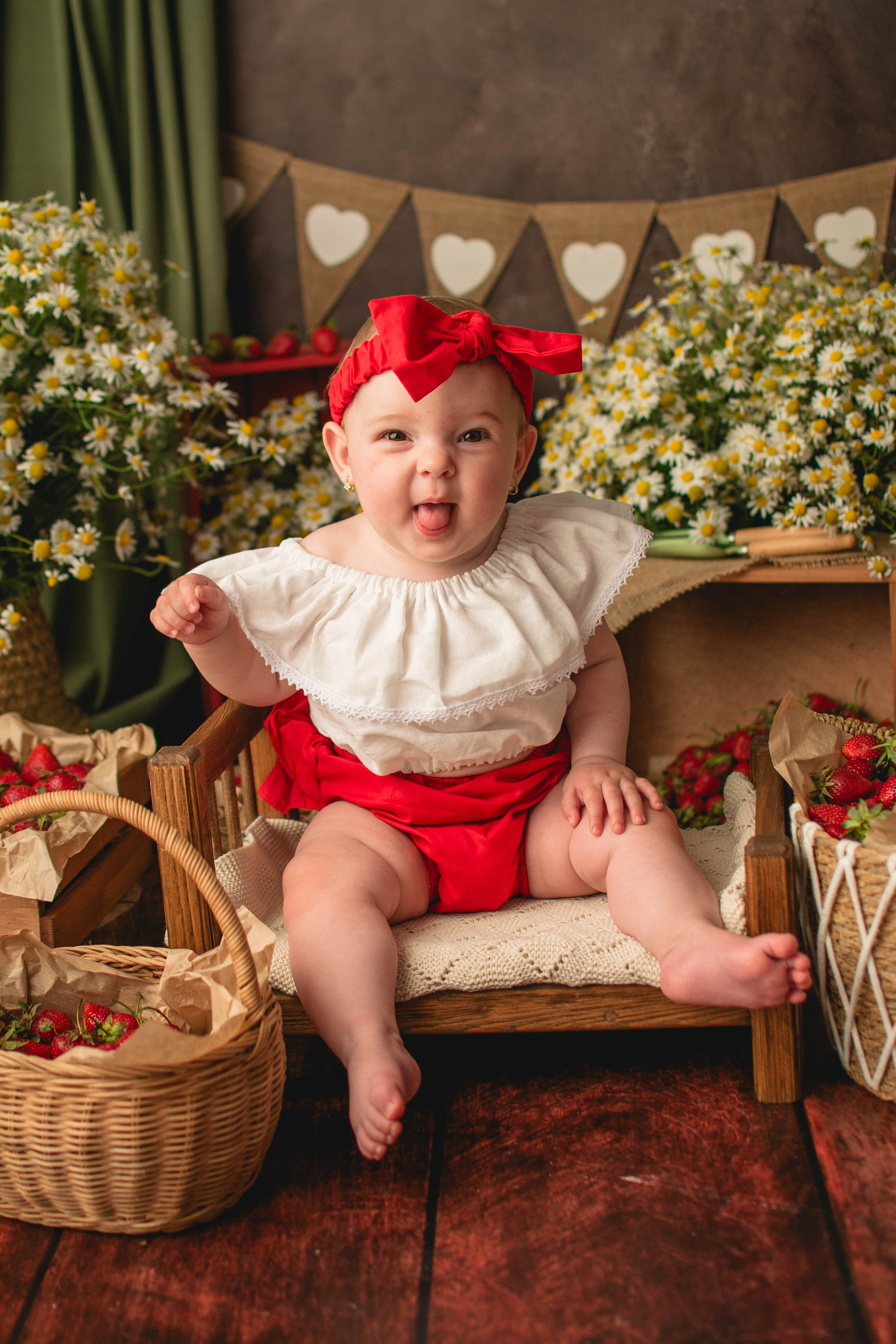 Клубничный. Фотограф новорождённых в Санкт-Петербурге Наталья Булгакова