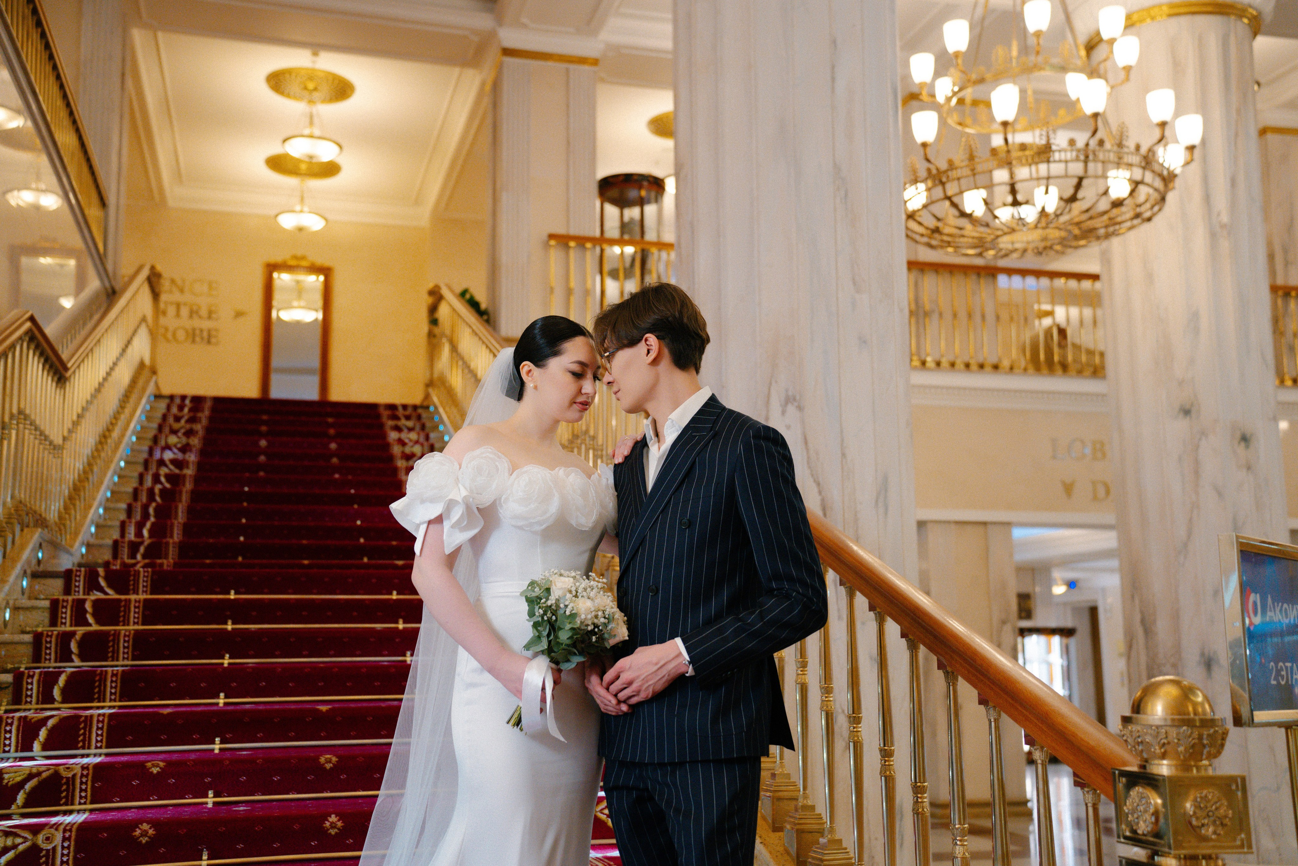 Свадебная фотосессия в гостинице Украина