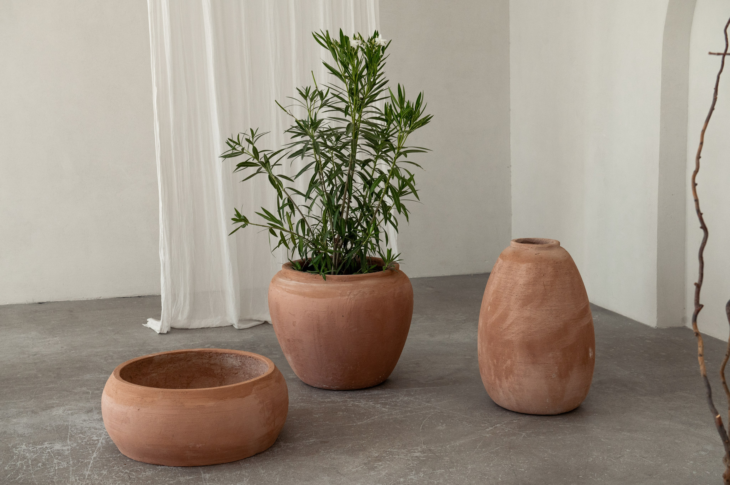 Wabiramy. Текстурная керамика для интерьера и дизайна. Екатерина Бакурова — контент фотограф, женский фотограф в Краснодаре