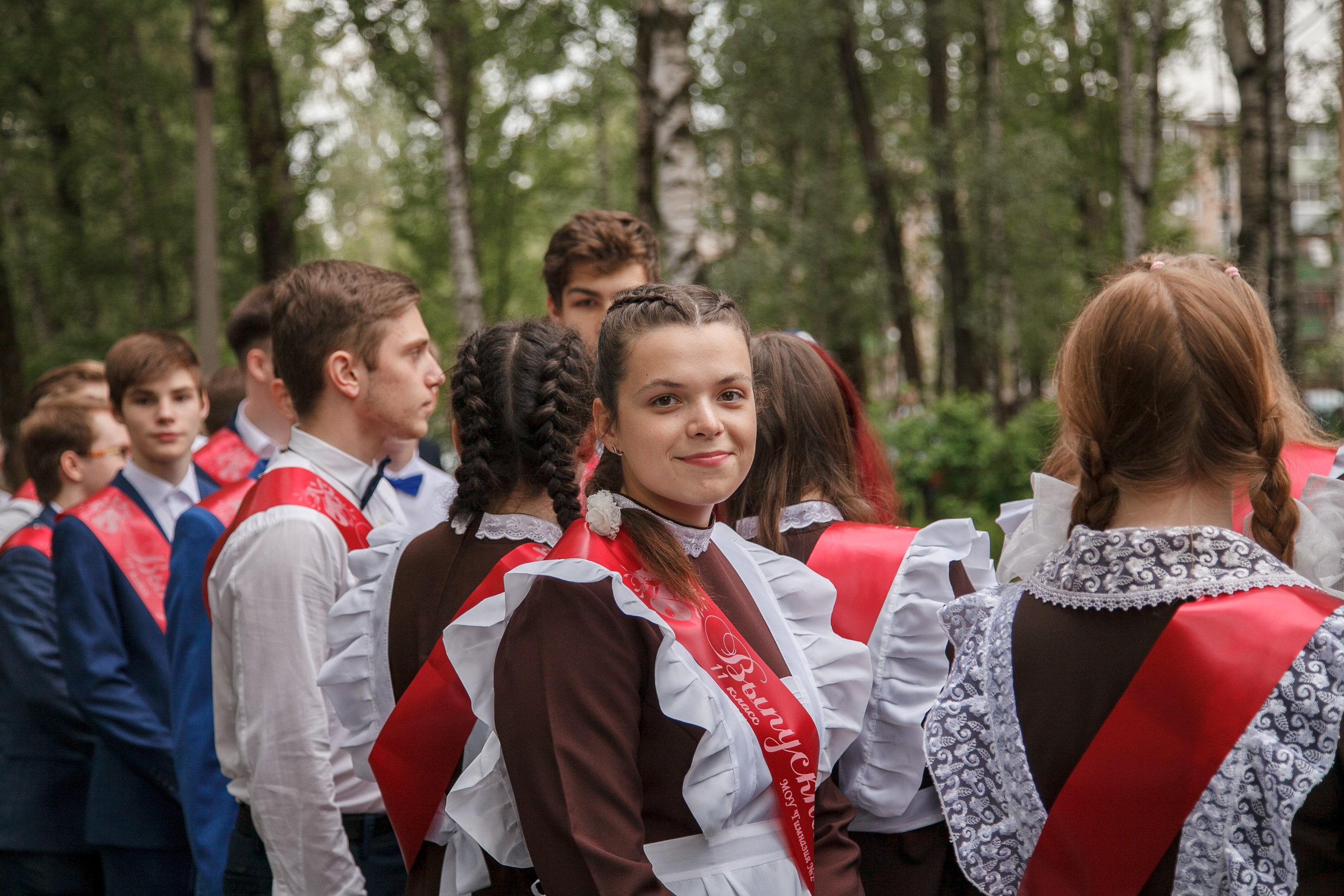 Последний звонок. Ирина Коновалова школьный фотограф. Выпускные альбомы Ярославль