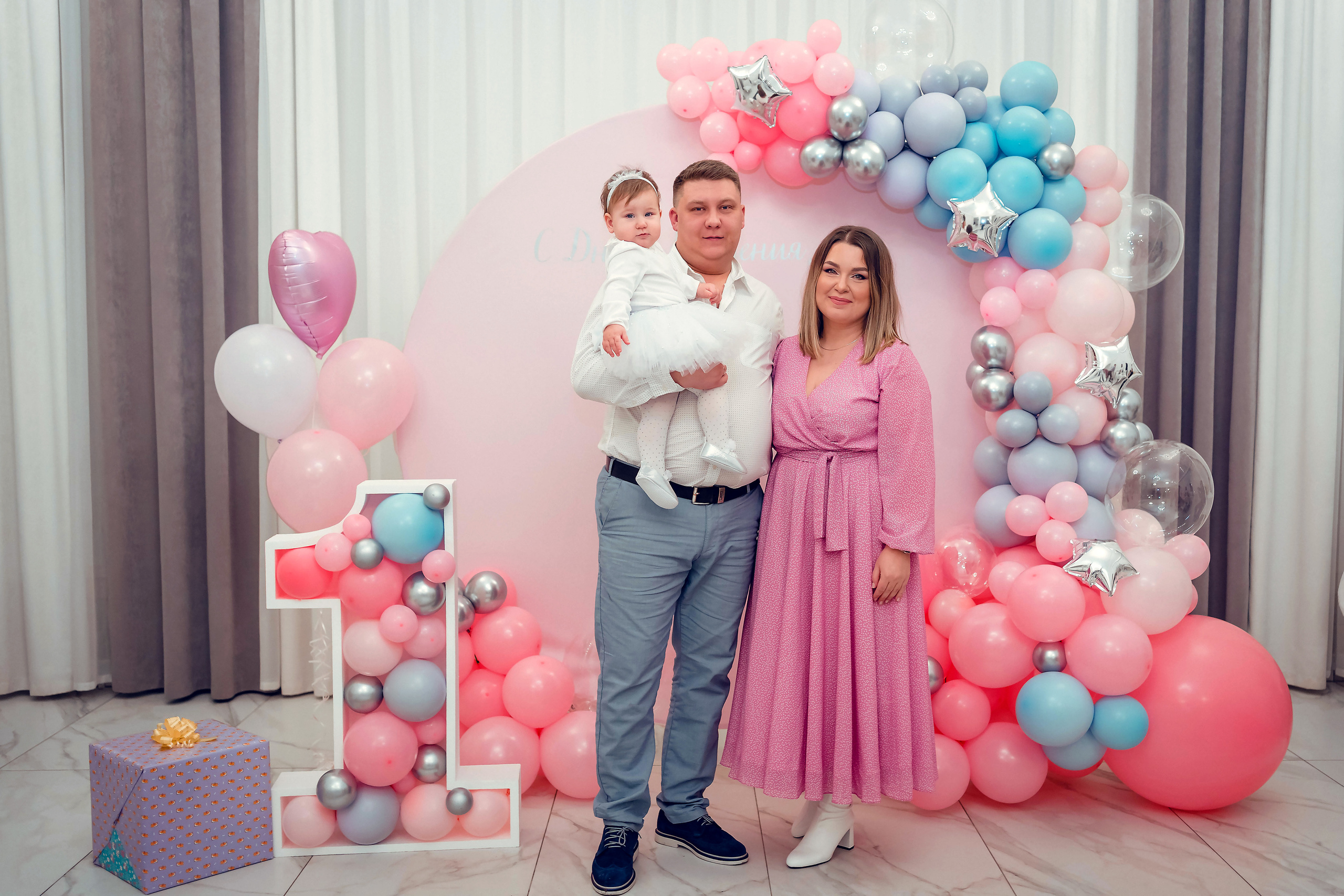 Годик Алисе. Семейный и детский фотограф в Ростове-на-Дону Екатерина Шевченко