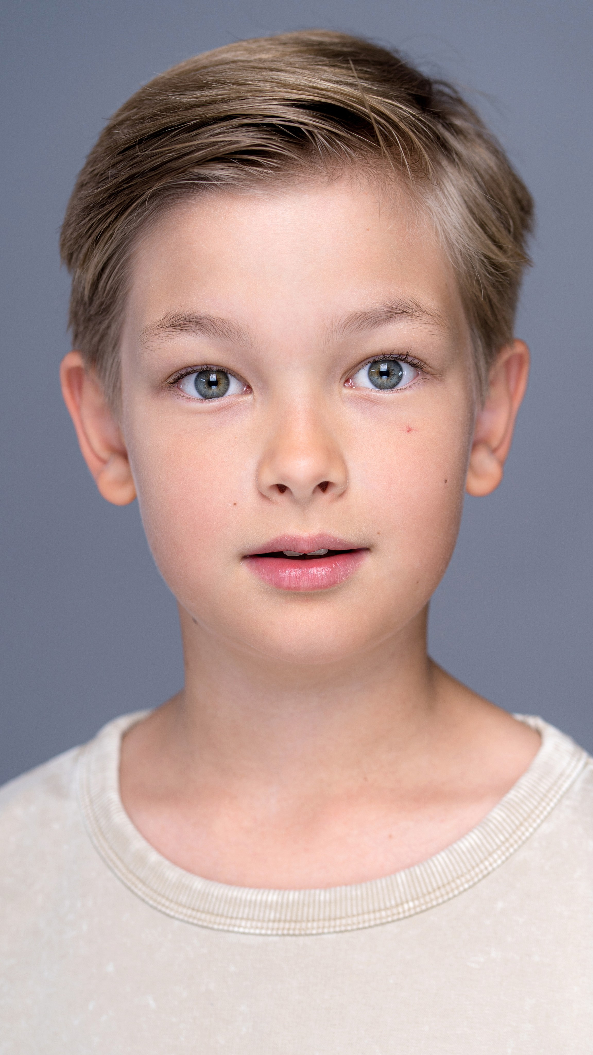 ЯРОМИР. Портретный фотограф. Актёрское портфолио