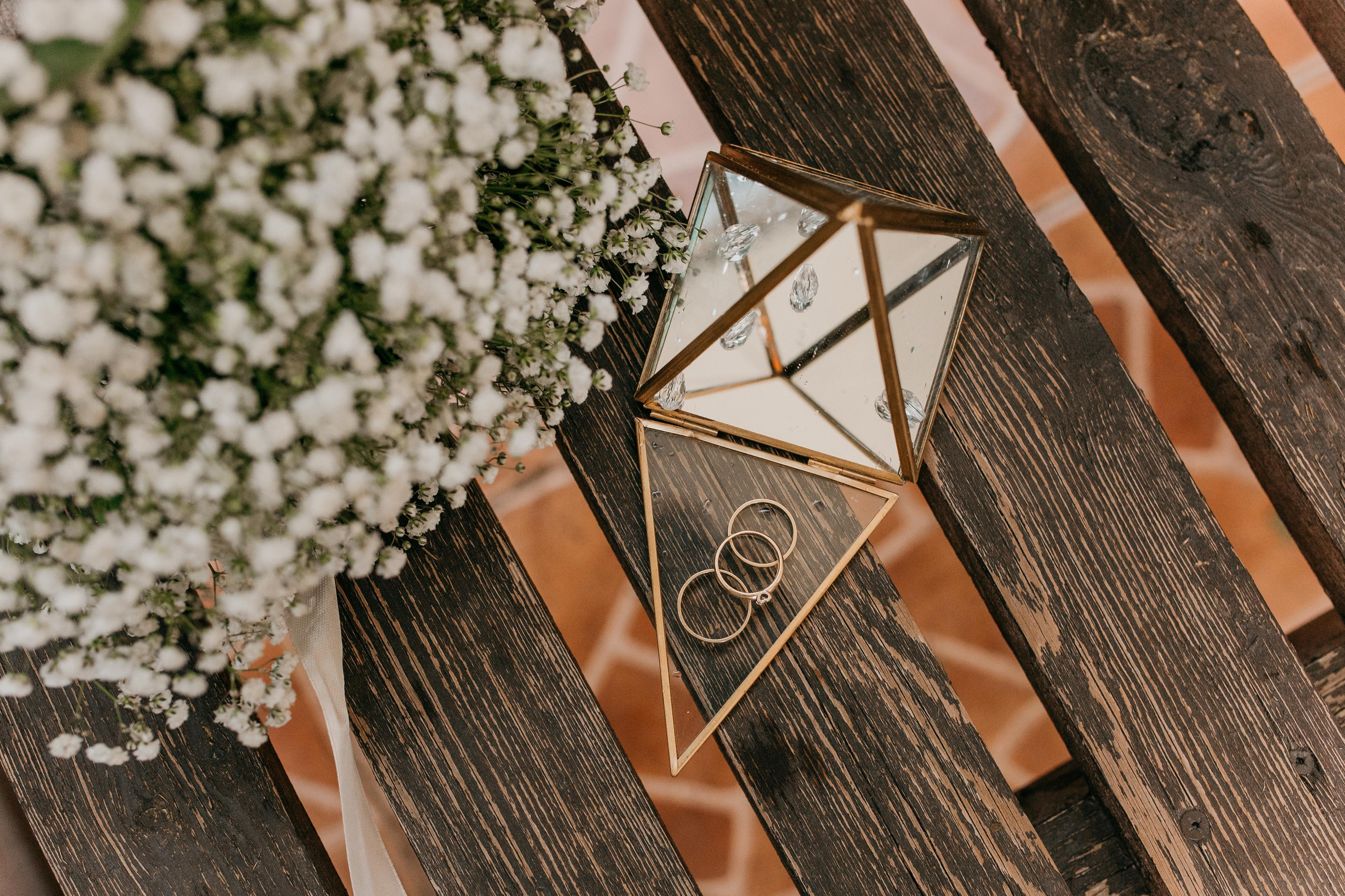 Погода была ужасная, Невеста была прекрасная)))). Свадебный и семейный фотограф в Алматы Laura Dosmann