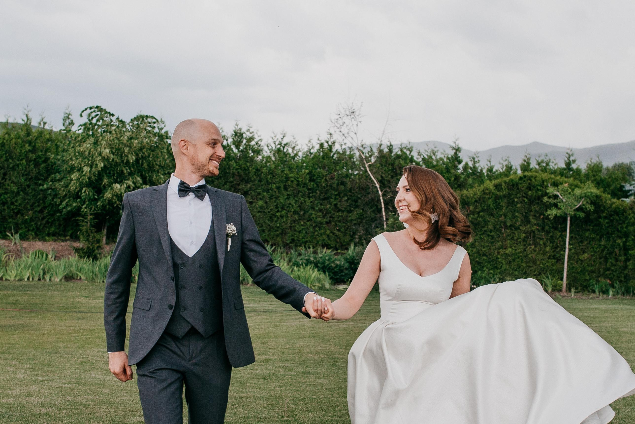 Погода была ужасная, Невеста была прекрасная)))). Свадебный и семейный фотограф в Алматы Laura Dosmann