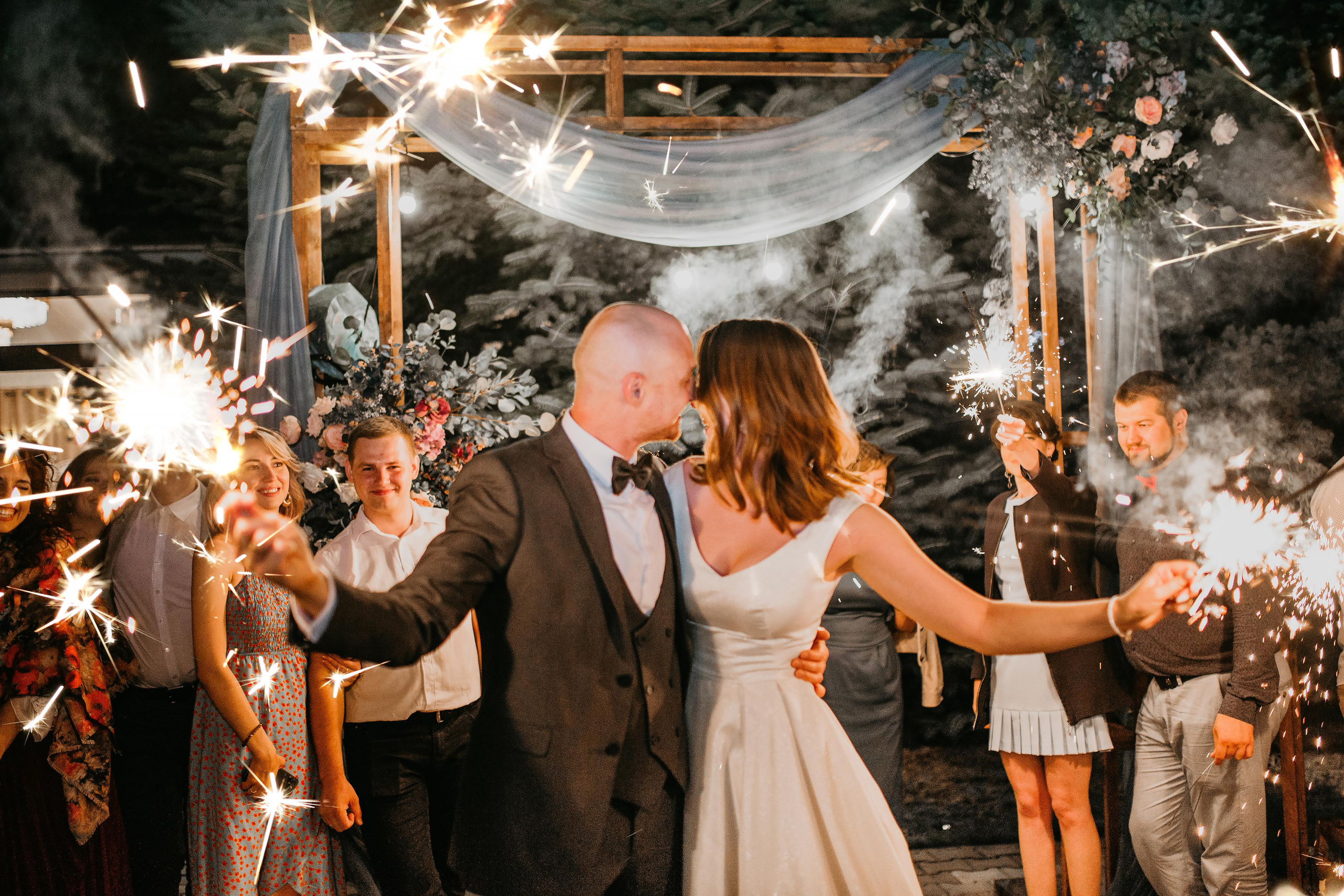 Погода была ужасная, Невеста была прекрасная)))). Свадебный и семейный фотограф в Алматы Laura Dosmann